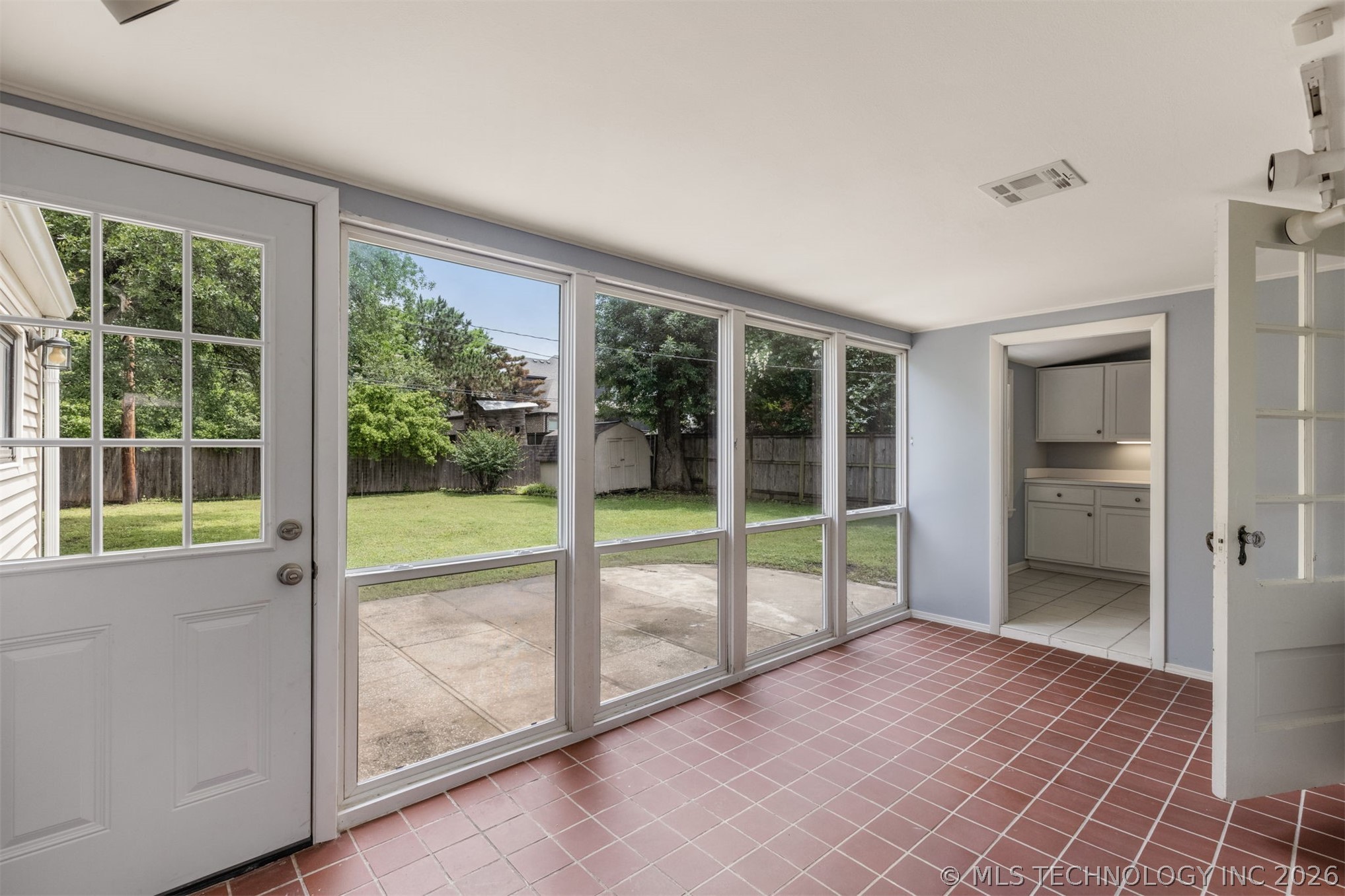 3011 S Boston Court Tulsa OK 74114