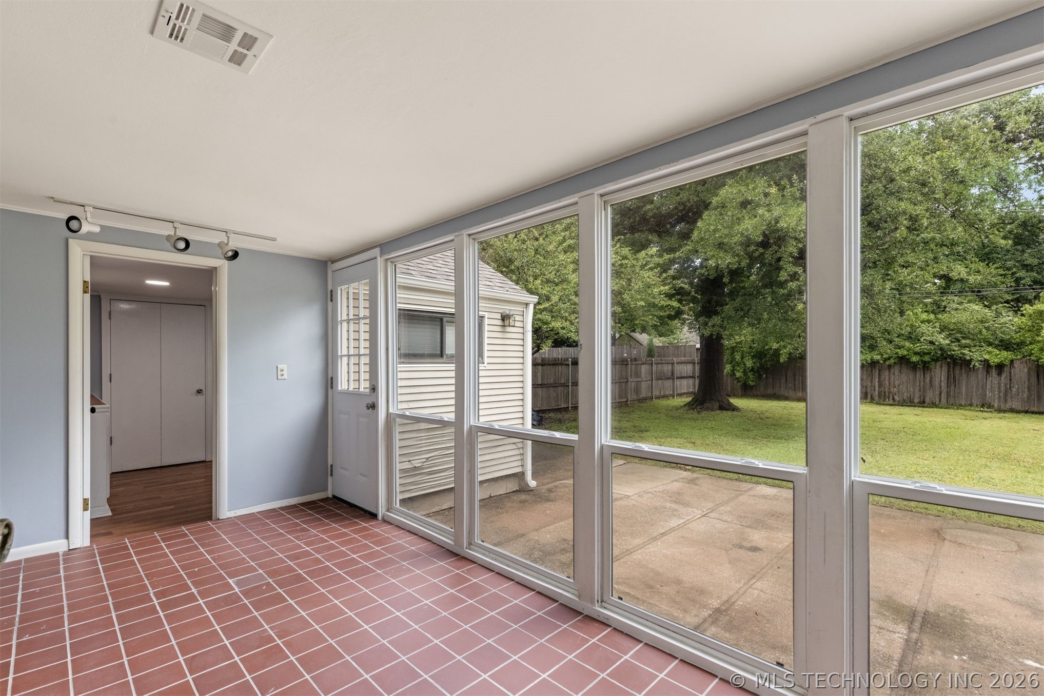 3011 S Boston Court Tulsa OK 74114