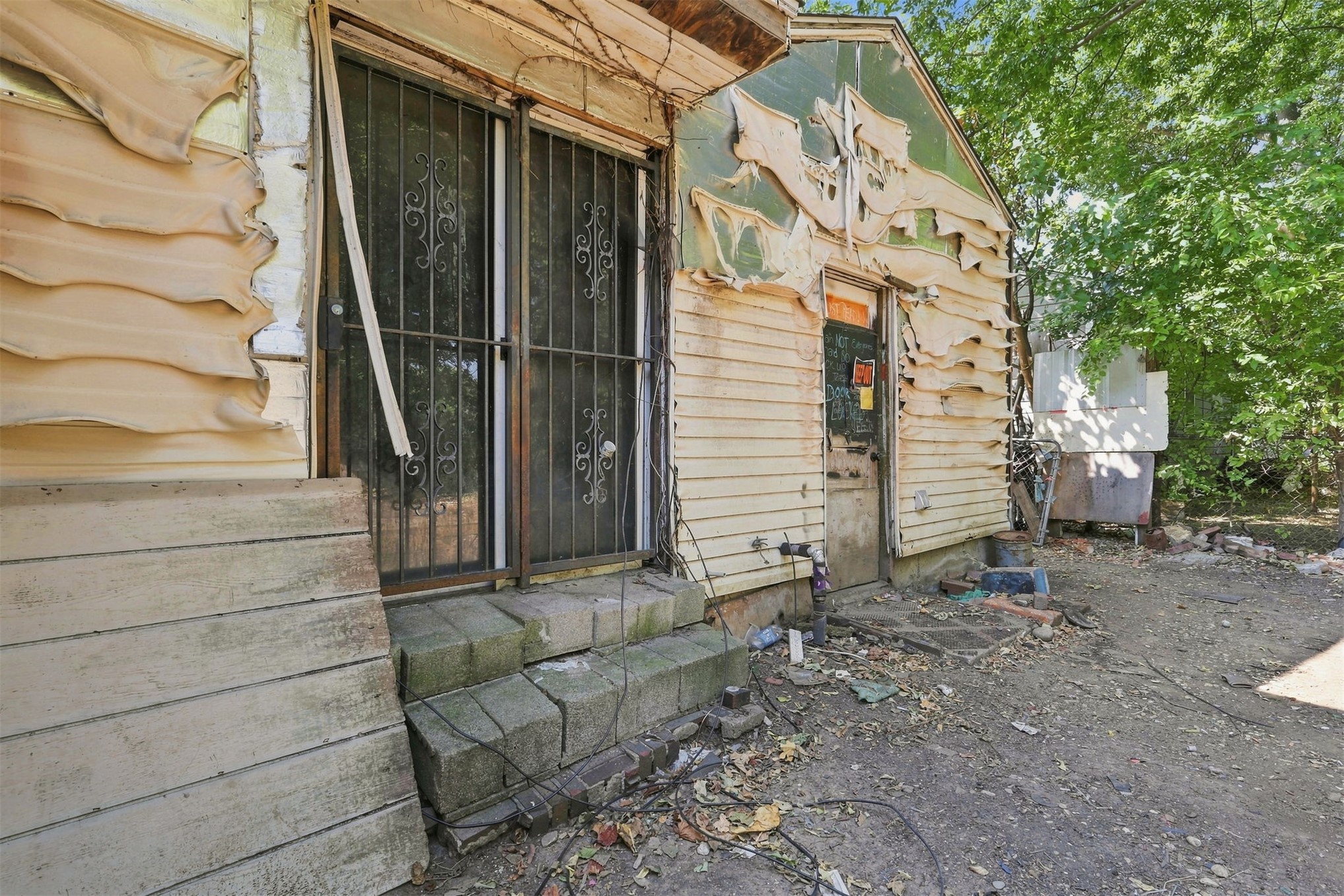33 E 49th Place N Tulsa OK 74126
