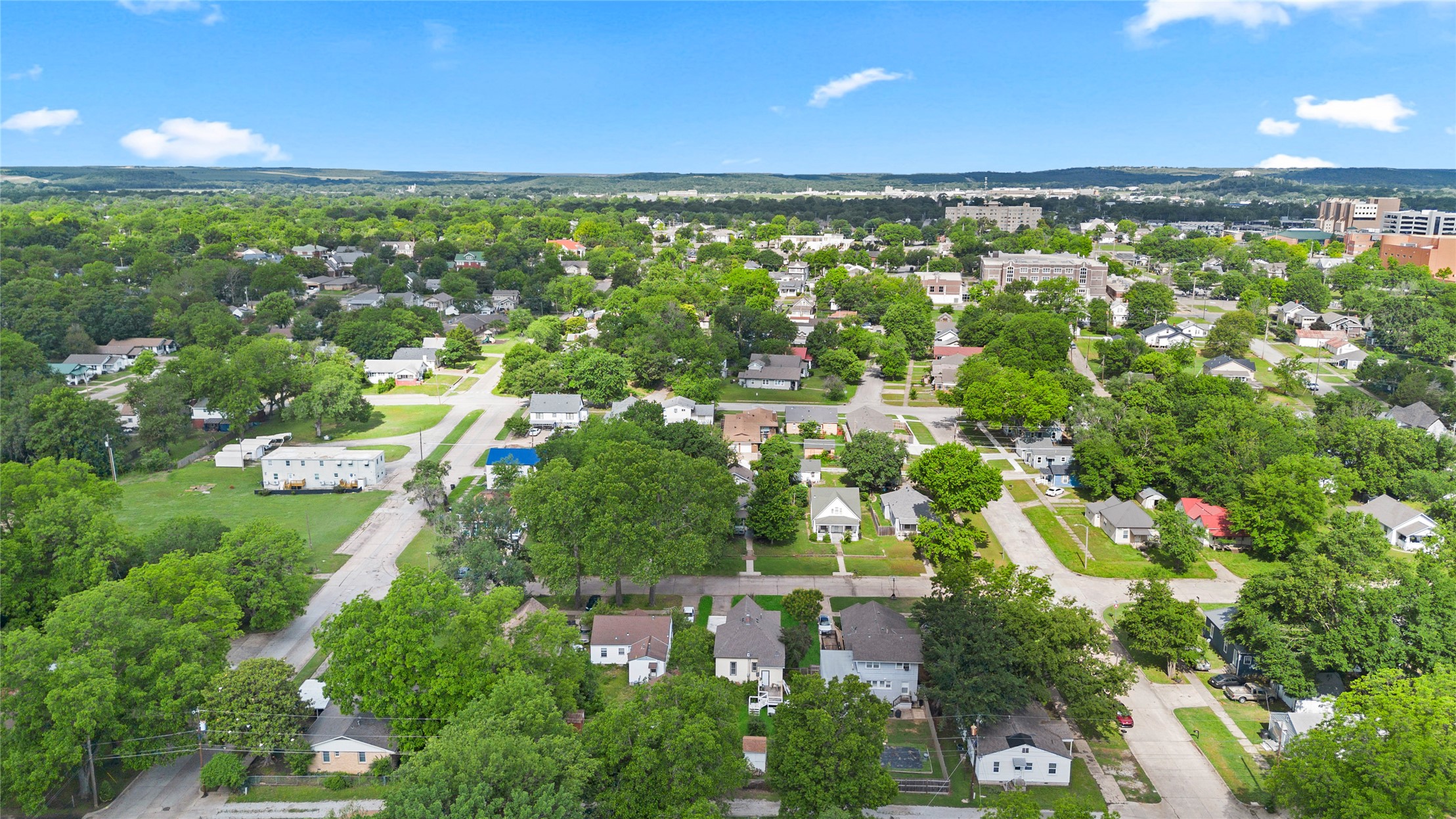 910 SE Wyandotte Avenue Bartlesville OK 74003