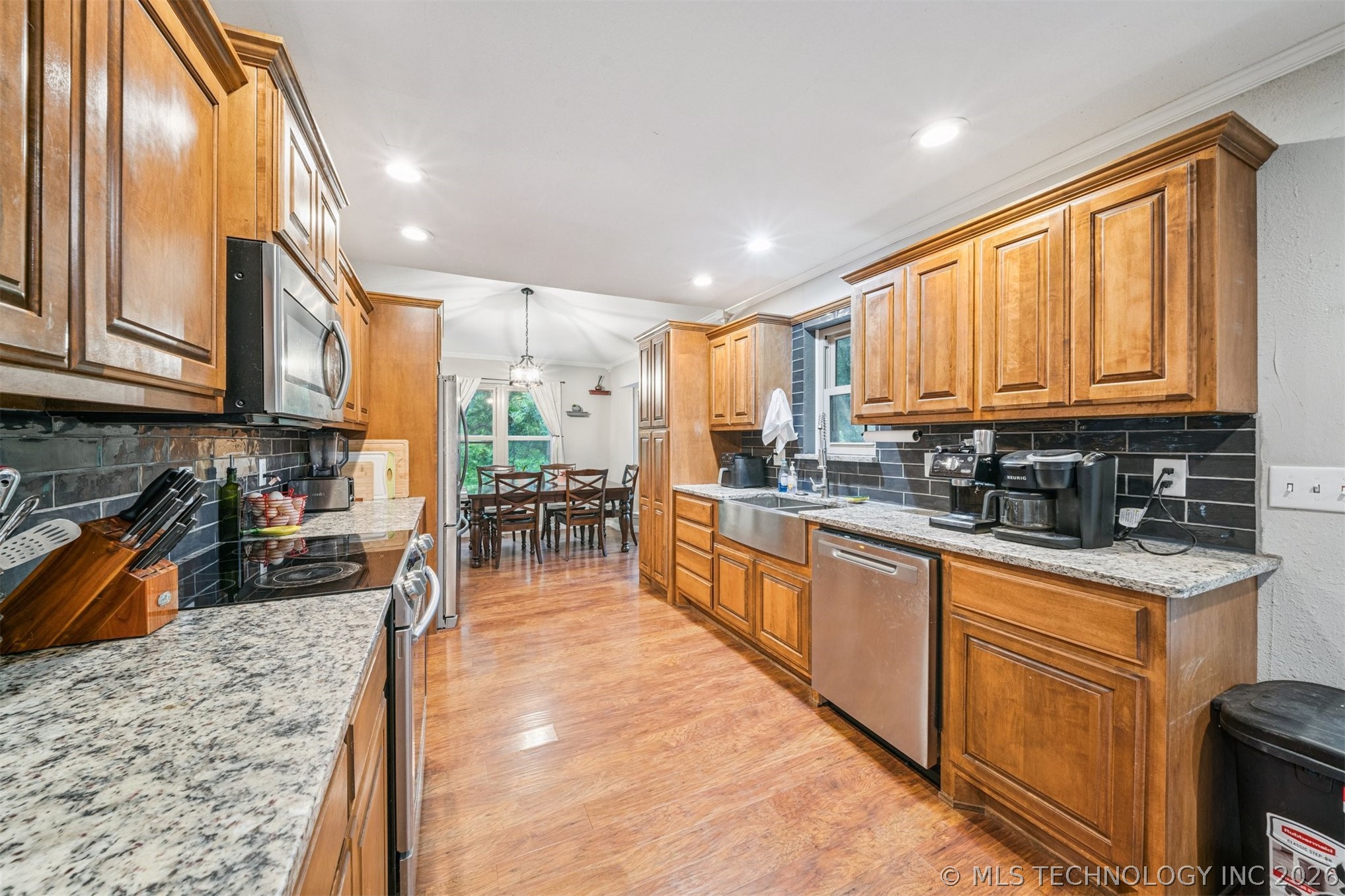 16121 S 4170 Road Claremore OK 74017