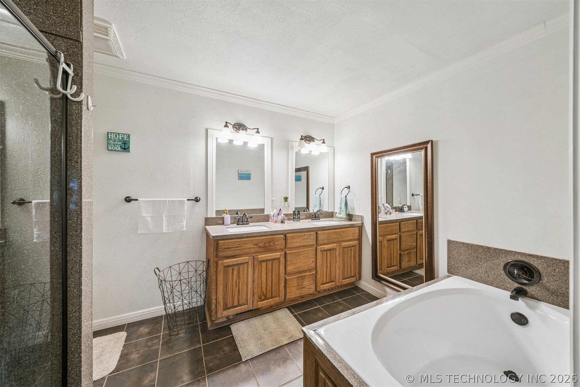 16121 S 4170 Road Claremore OK 74017