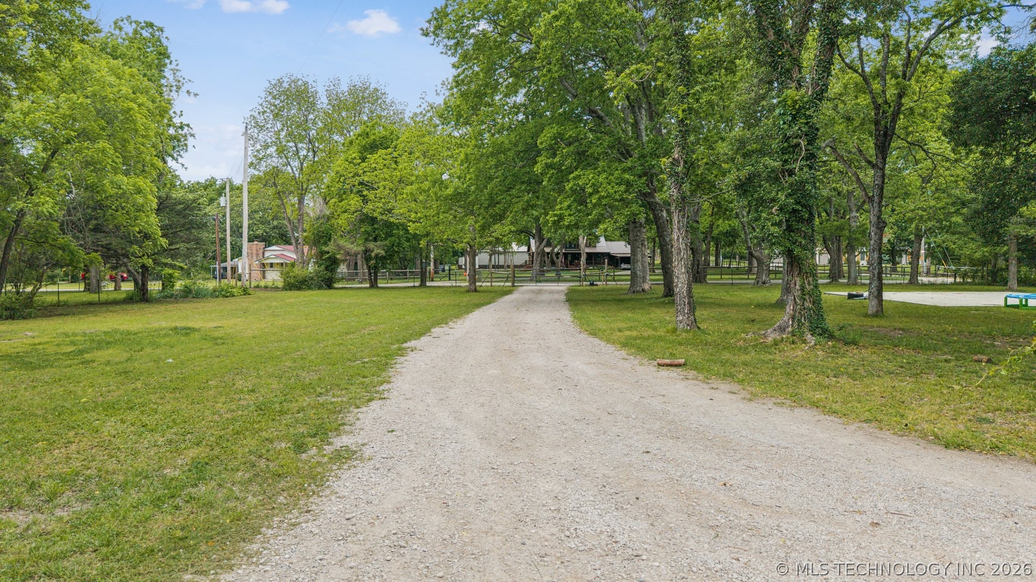 16121 S 4170 Road Claremore OK 74017