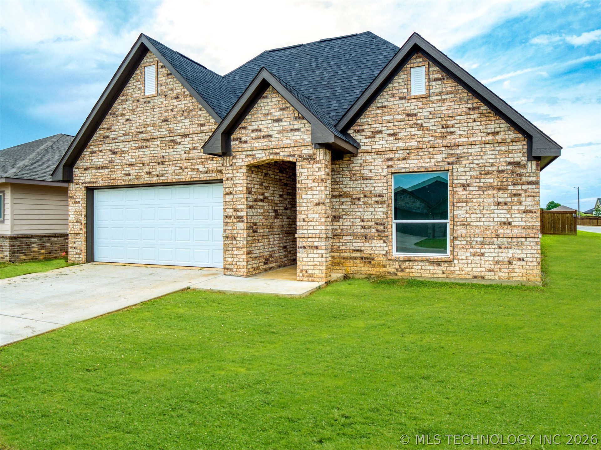1197 Wild Indigo Circle Calera OK 74730