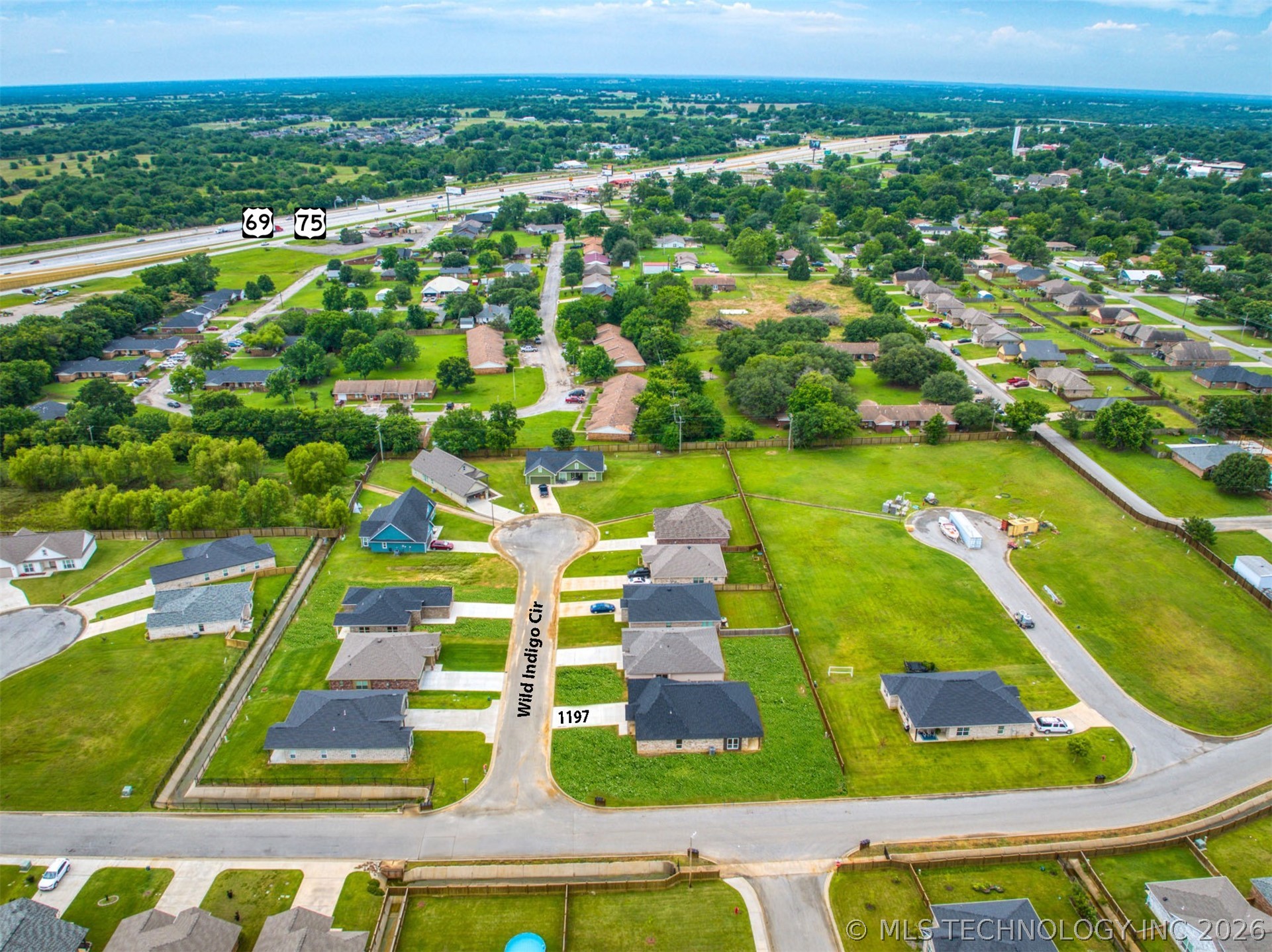 1197 Wild Indigo Circle Calera OK 74730