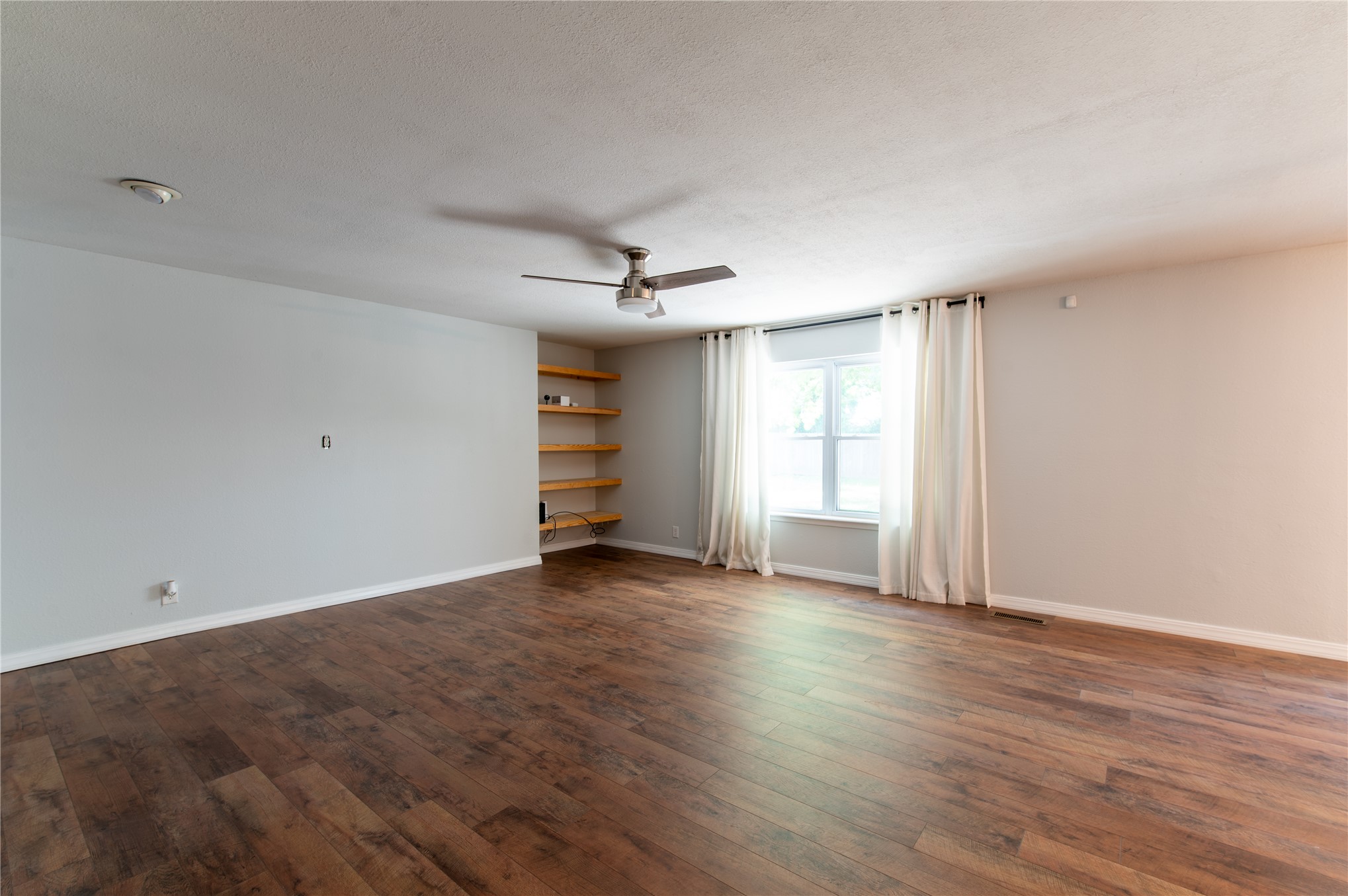 2517 W Kingsport Street Broken Arrow OK 74011