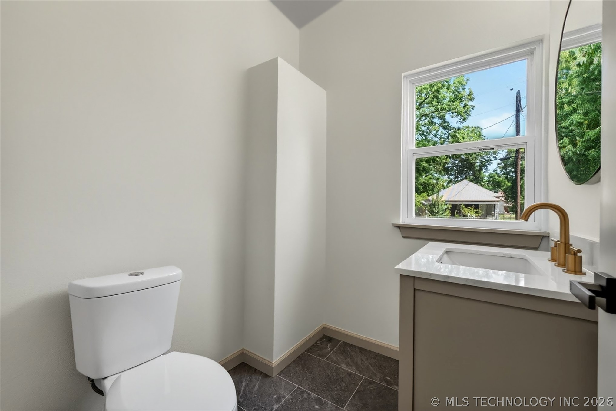 320 E 5th Street Claremore OK 74017