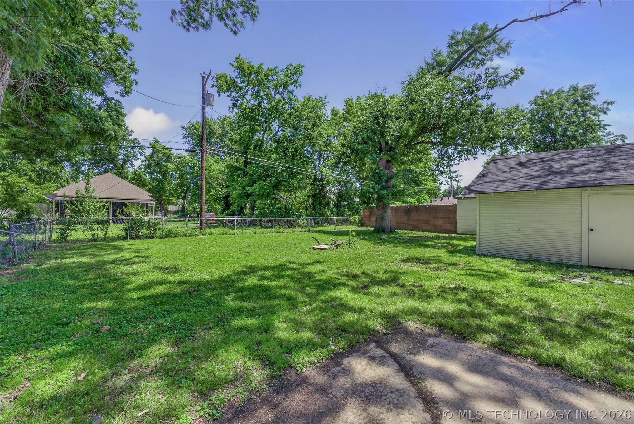 320 E 5th Street Claremore OK 74017