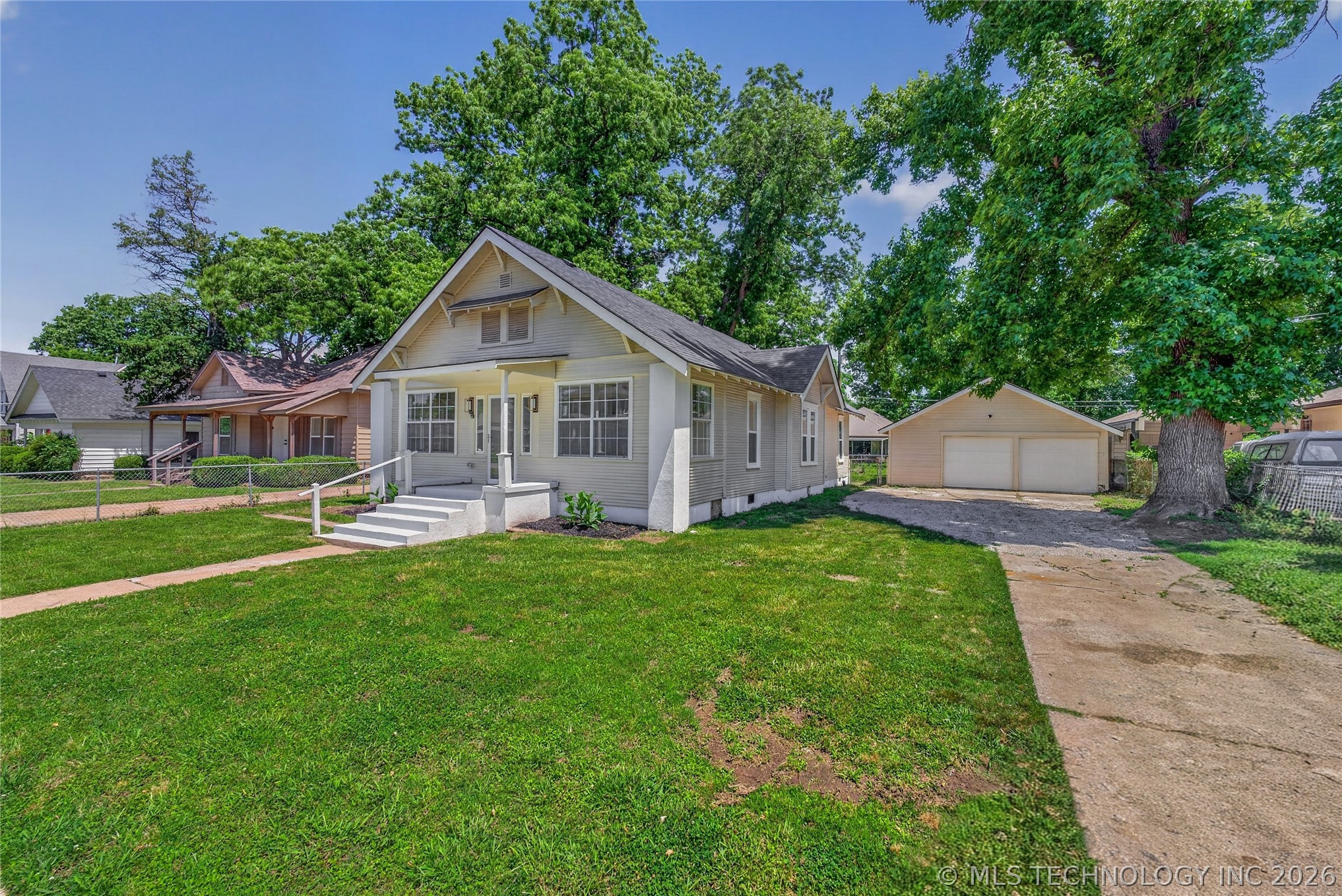 320 E 5th Street Claremore OK 74017