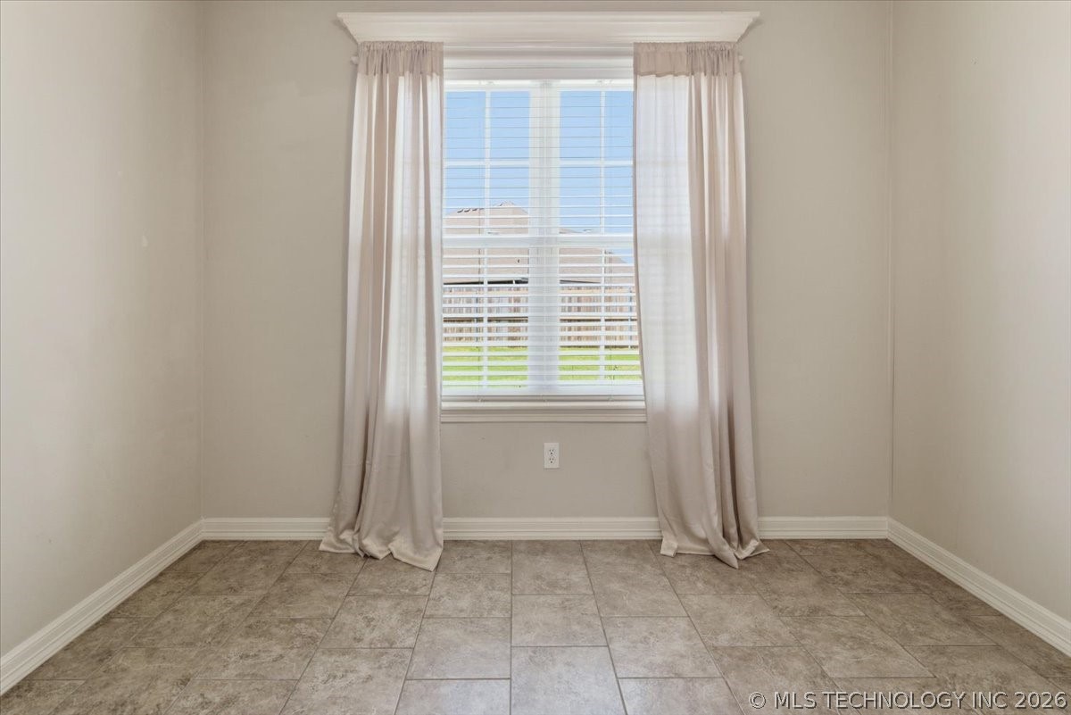 12720 N 124th Place E Collinsville OK 74021