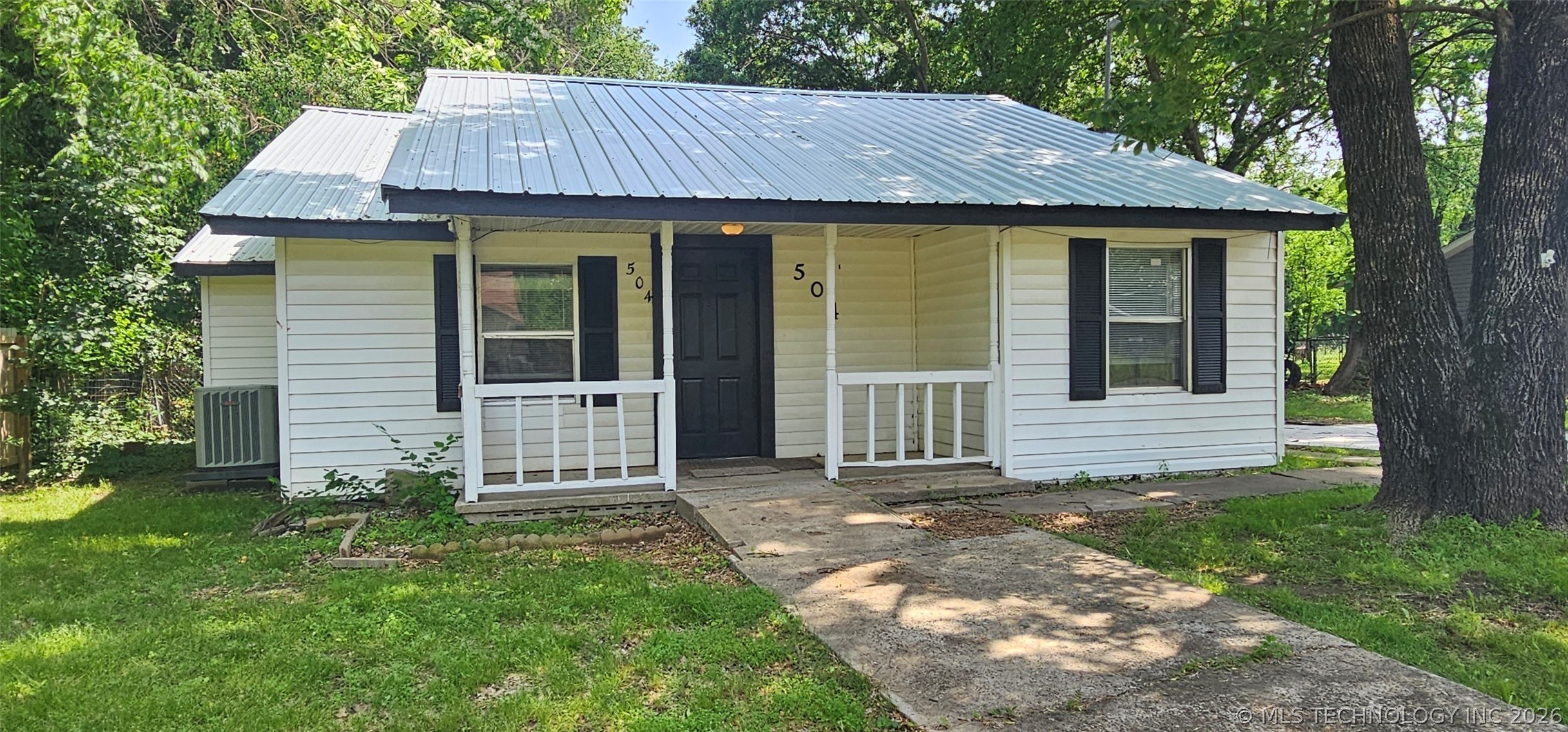 504 S Walnut Street Sallisaw OK 74955