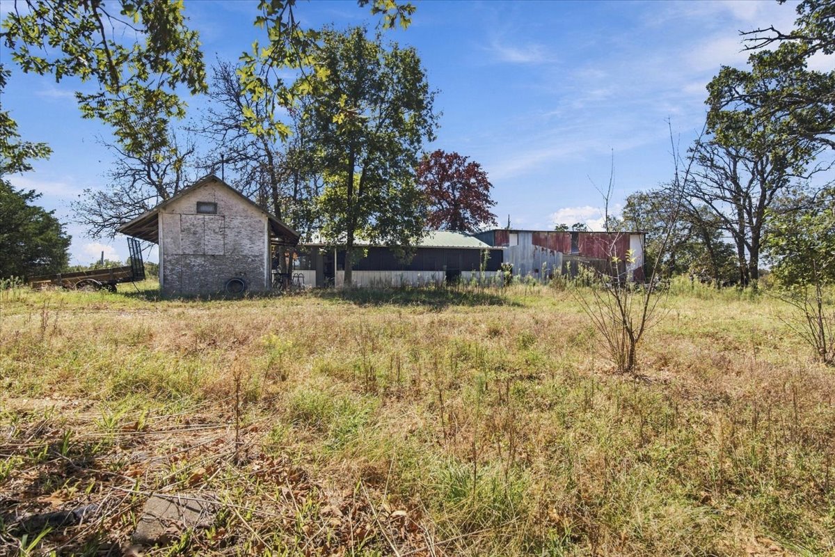 1833 County Road 1405 Skiatook OK 74070