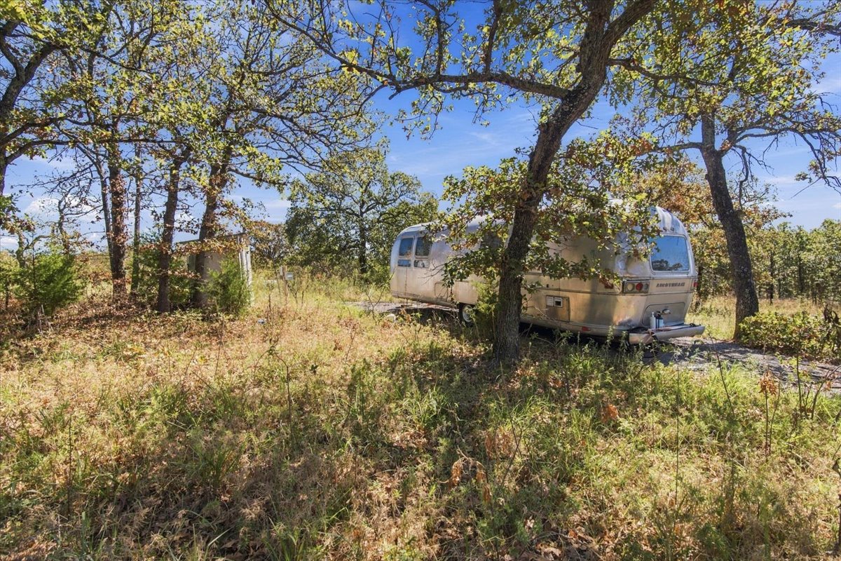 1833 County Road 1405 Skiatook OK 74070