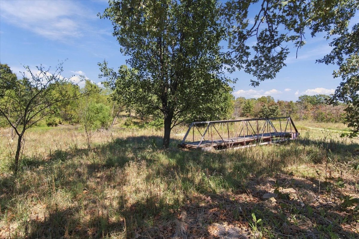 1833 County Road 1405 Skiatook OK 74070