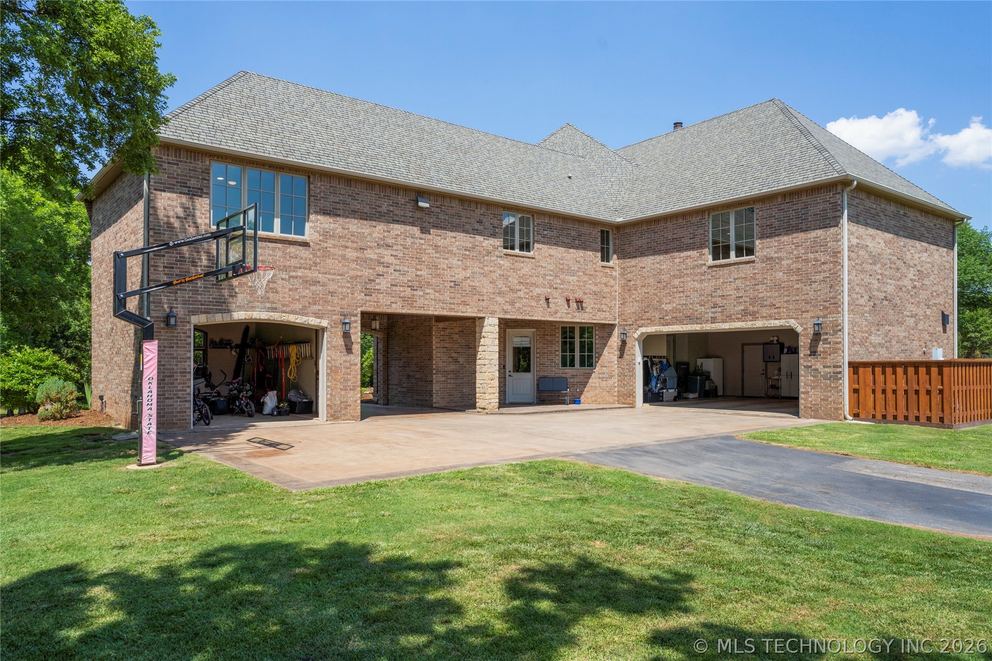 1211 N Cimarron Hill Stillwater OK 74075