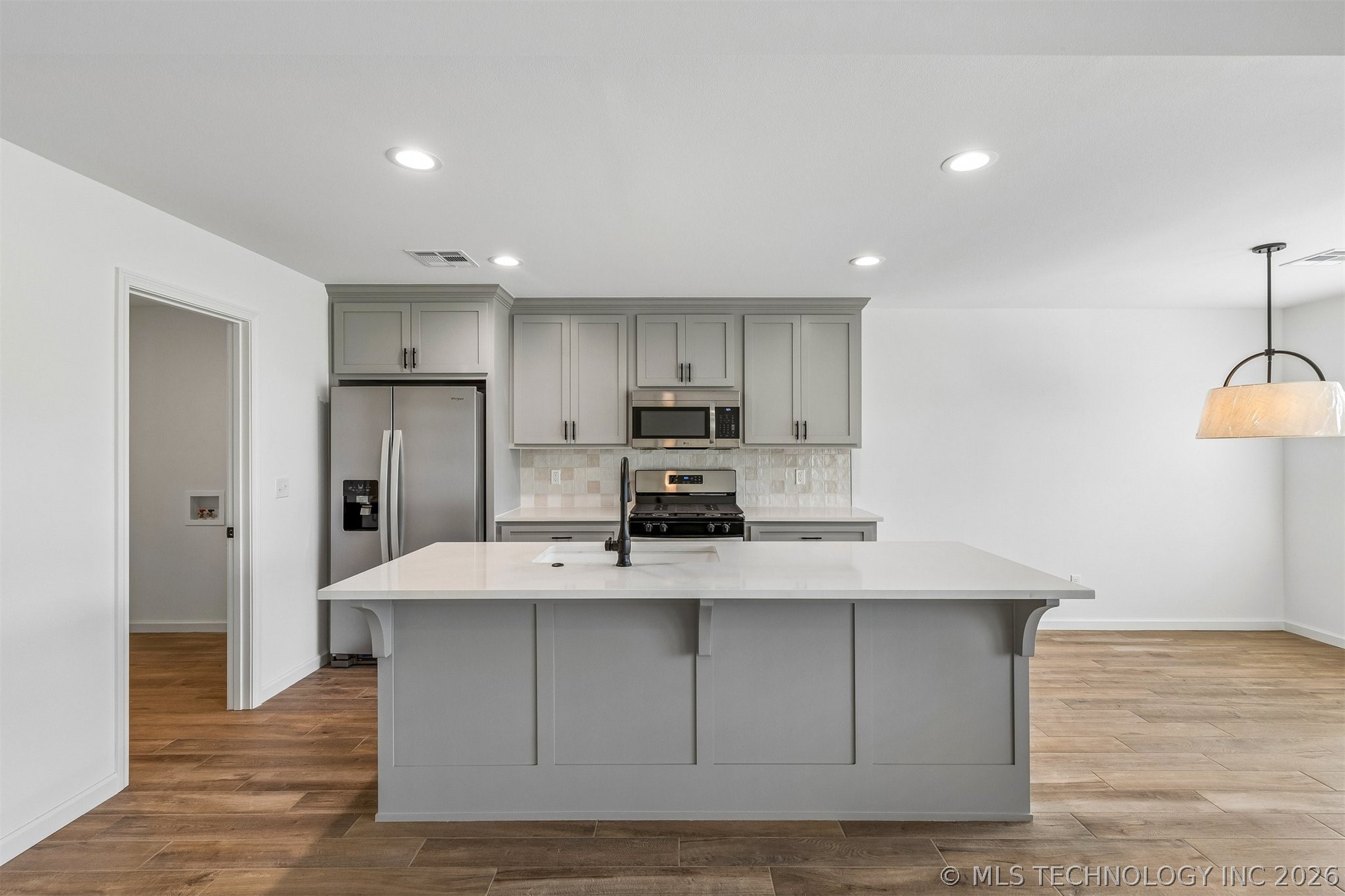 1125 E Cherry Street Cushing OK 74023