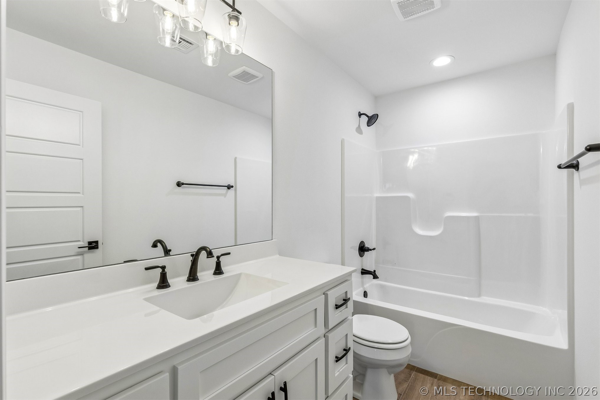 1125 E Cherry Street Cushing OK 74023
