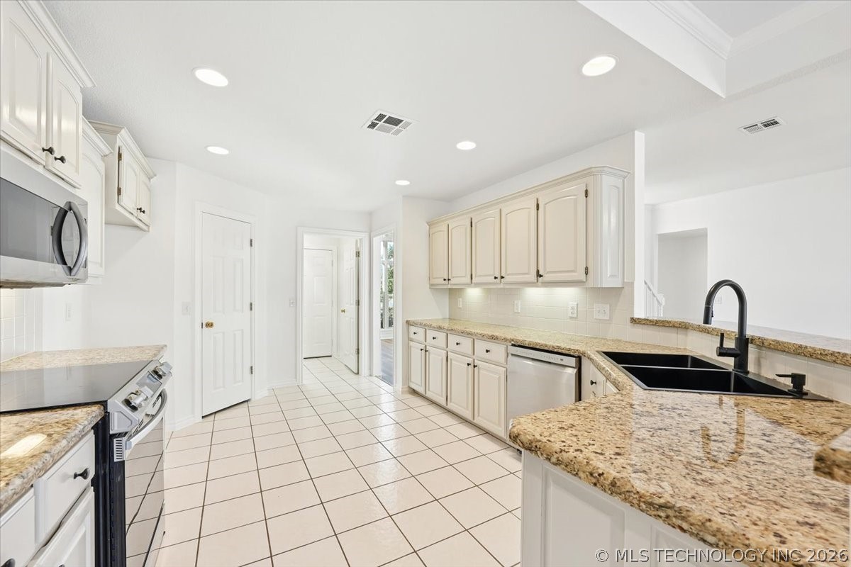 14101 E 87th Street N Owasso OK 74055