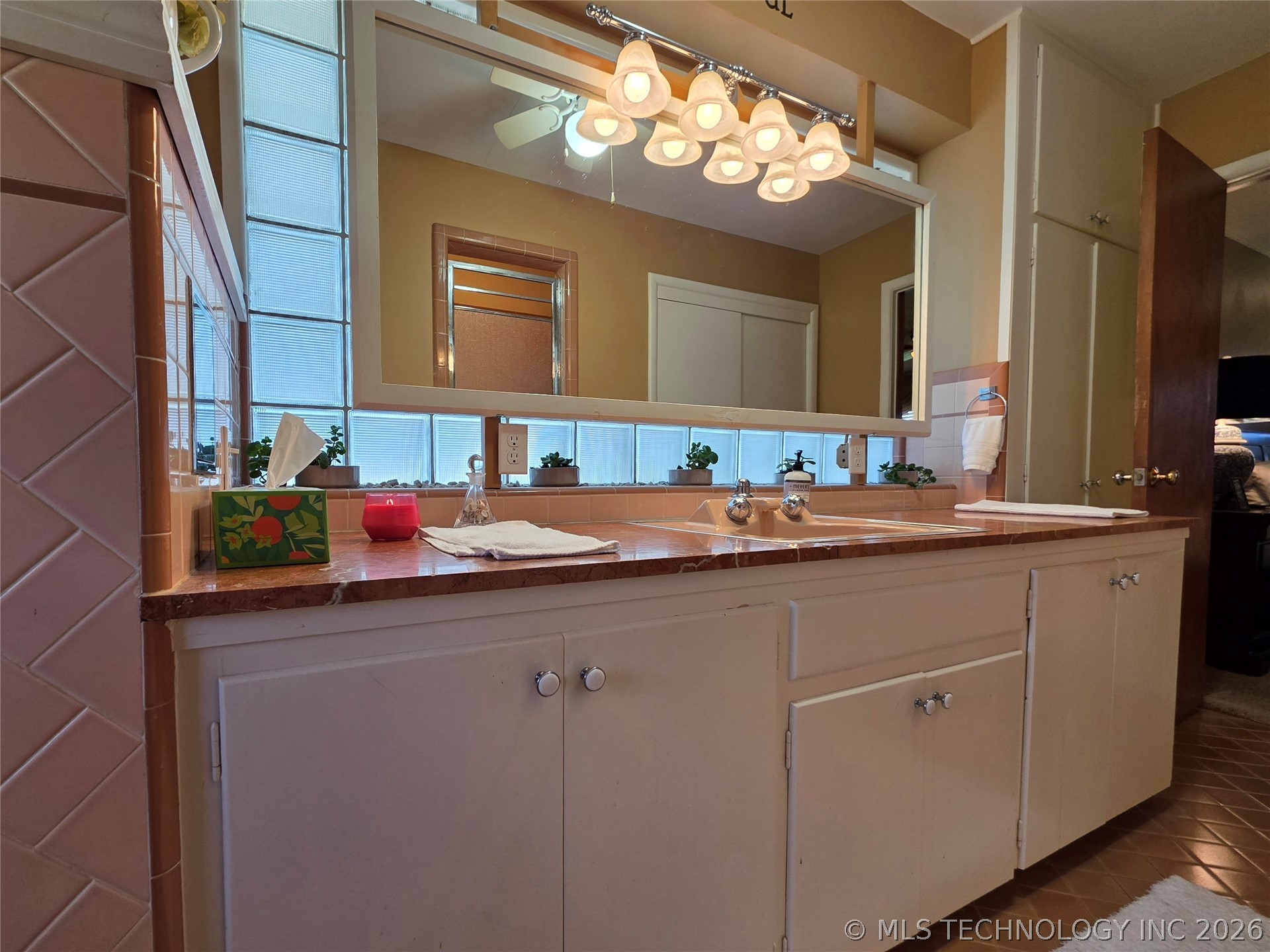 1800 Rockdale Boulevard Miami OK 74354