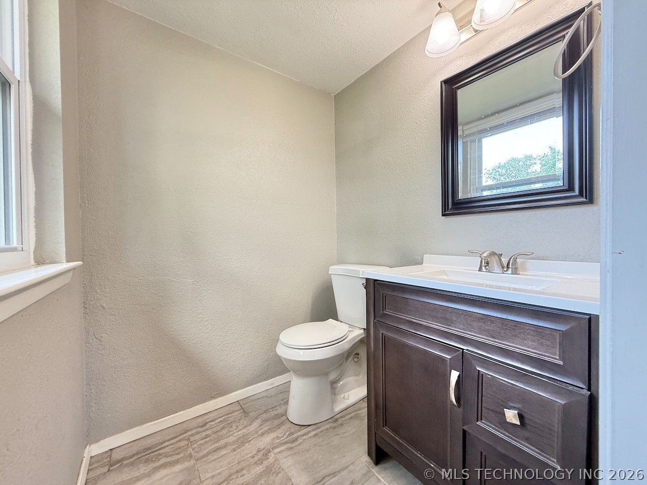 1709 S 4th Street Broken Arrow OK 74012