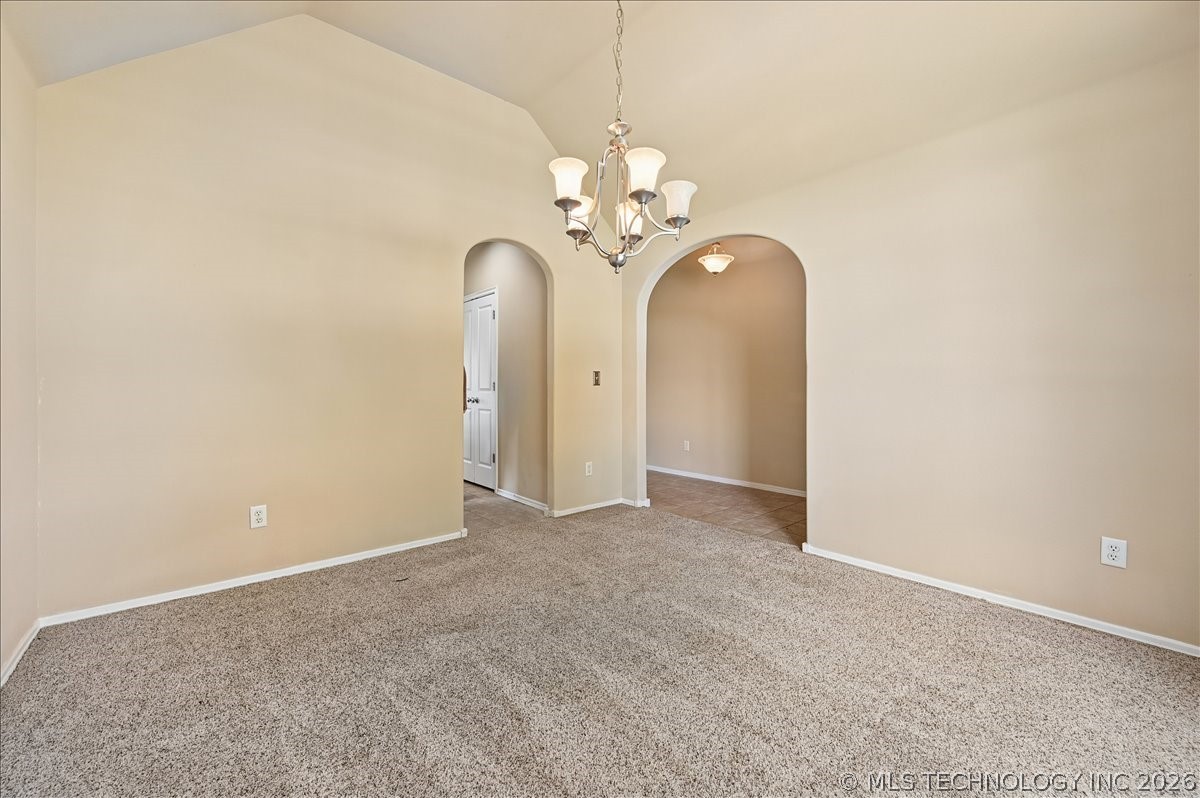 2102 W H. Street Jenks OK 74037