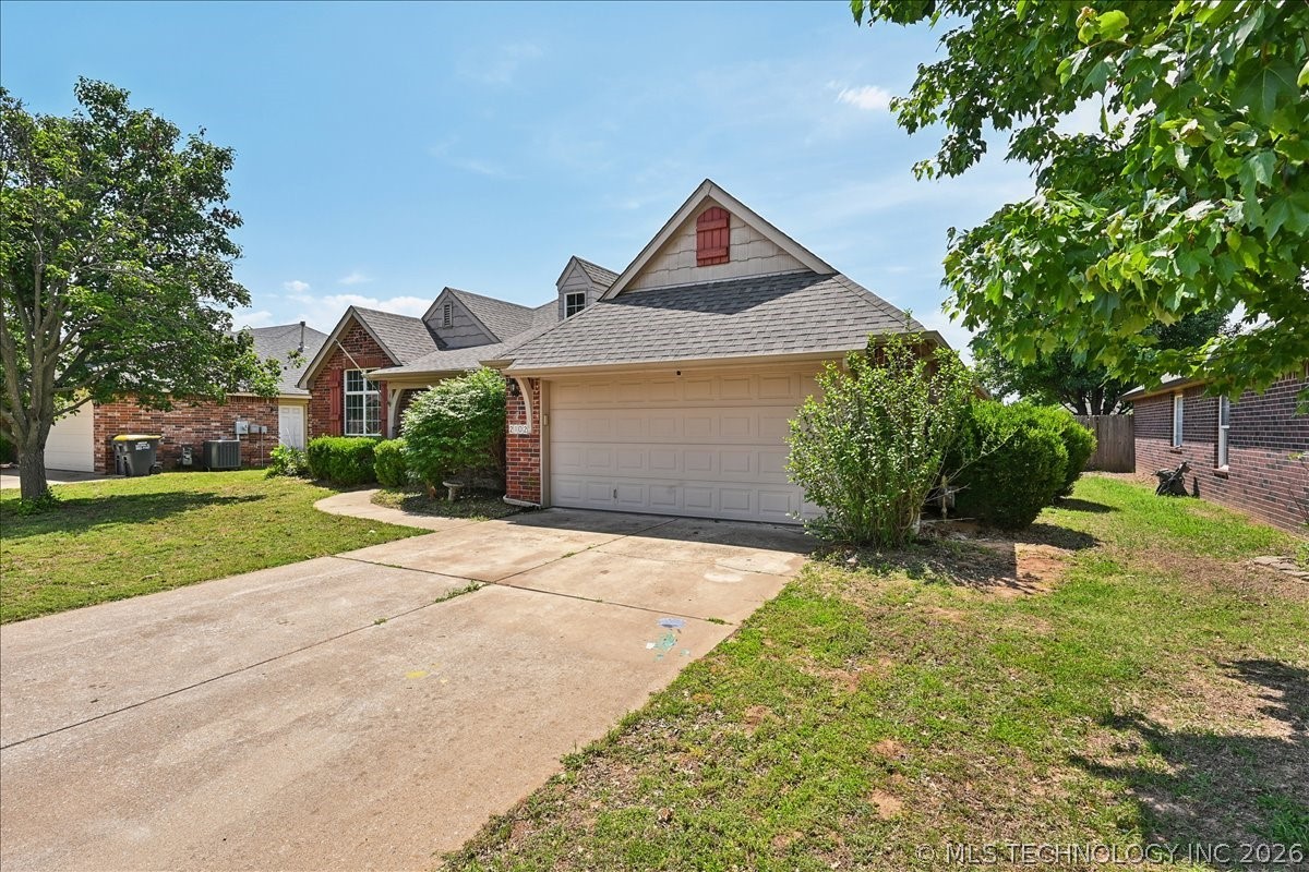 2102 W H. Street Jenks OK 74037