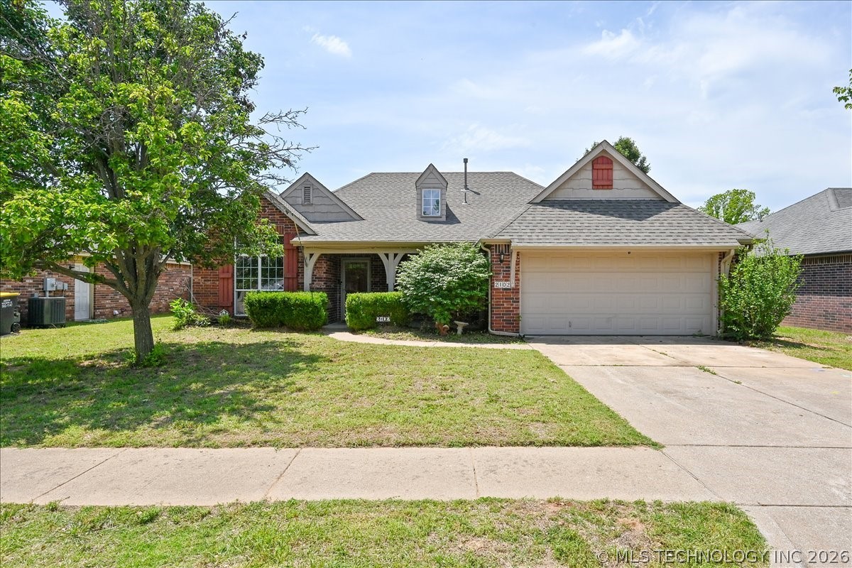 2102 W H. Street Jenks OK 74037
