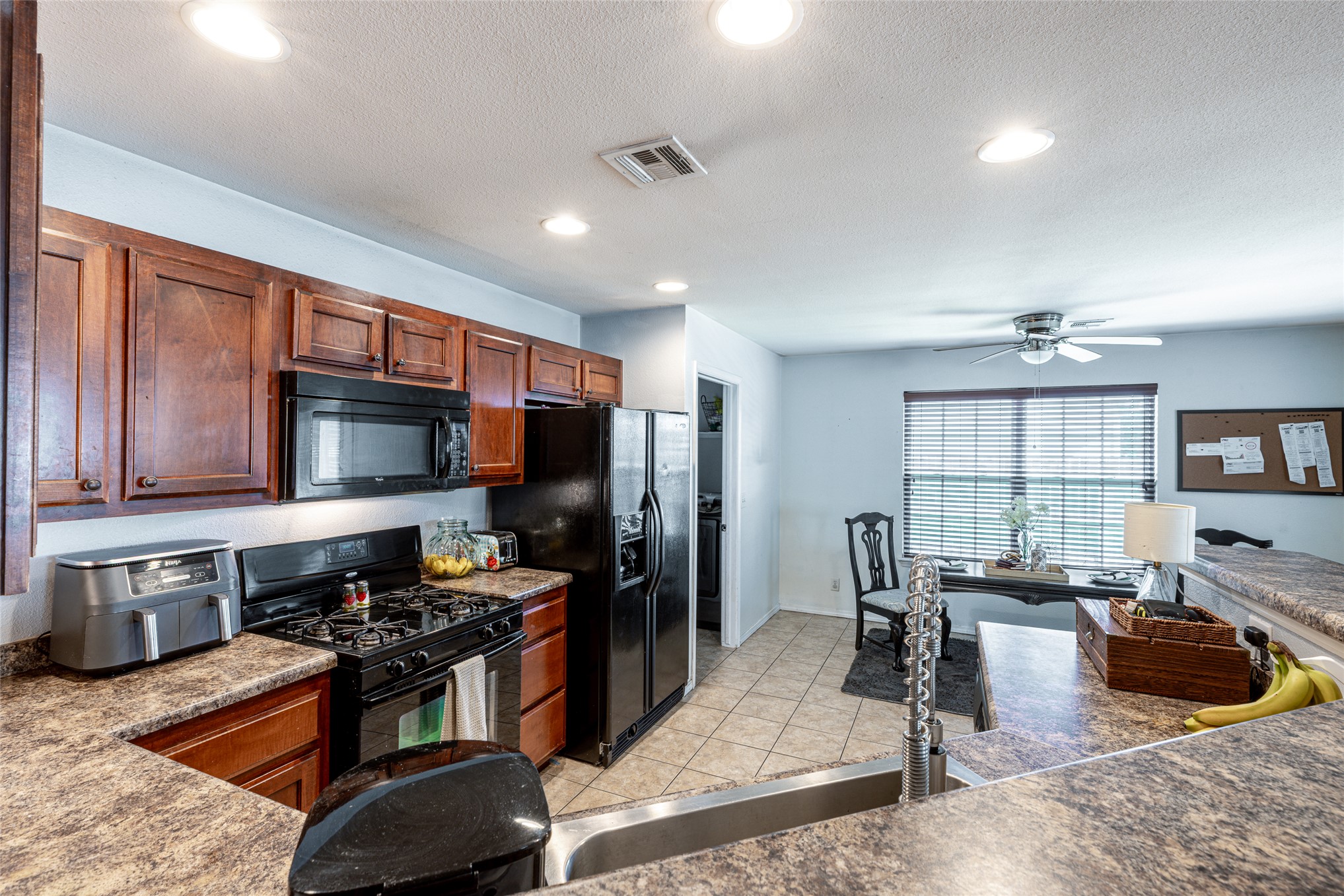 25057 S Roselake Drive Claremore OK 74019
