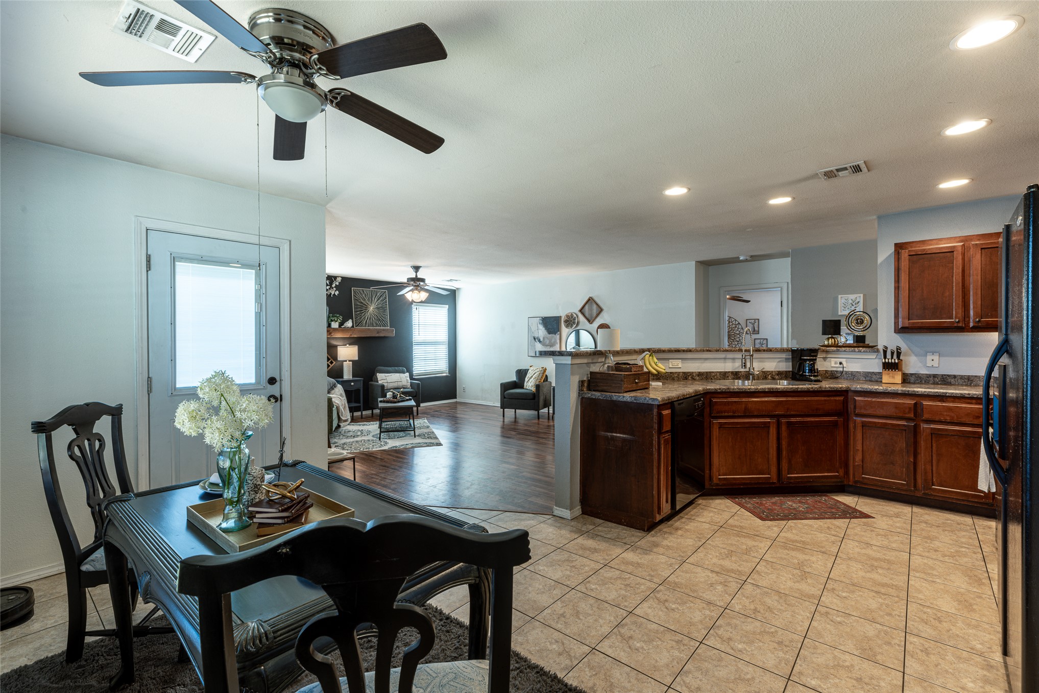 25057 S Roselake Drive Claremore OK 74019