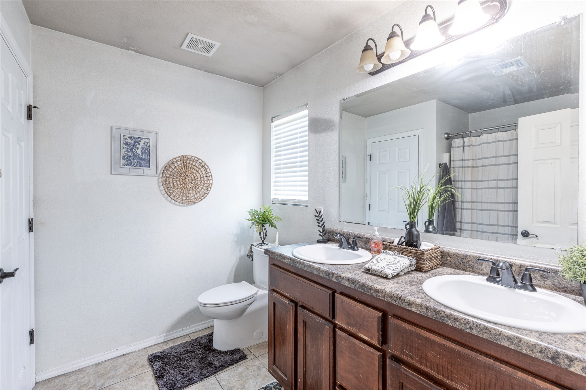 25057 S Roselake Drive Claremore OK 74019