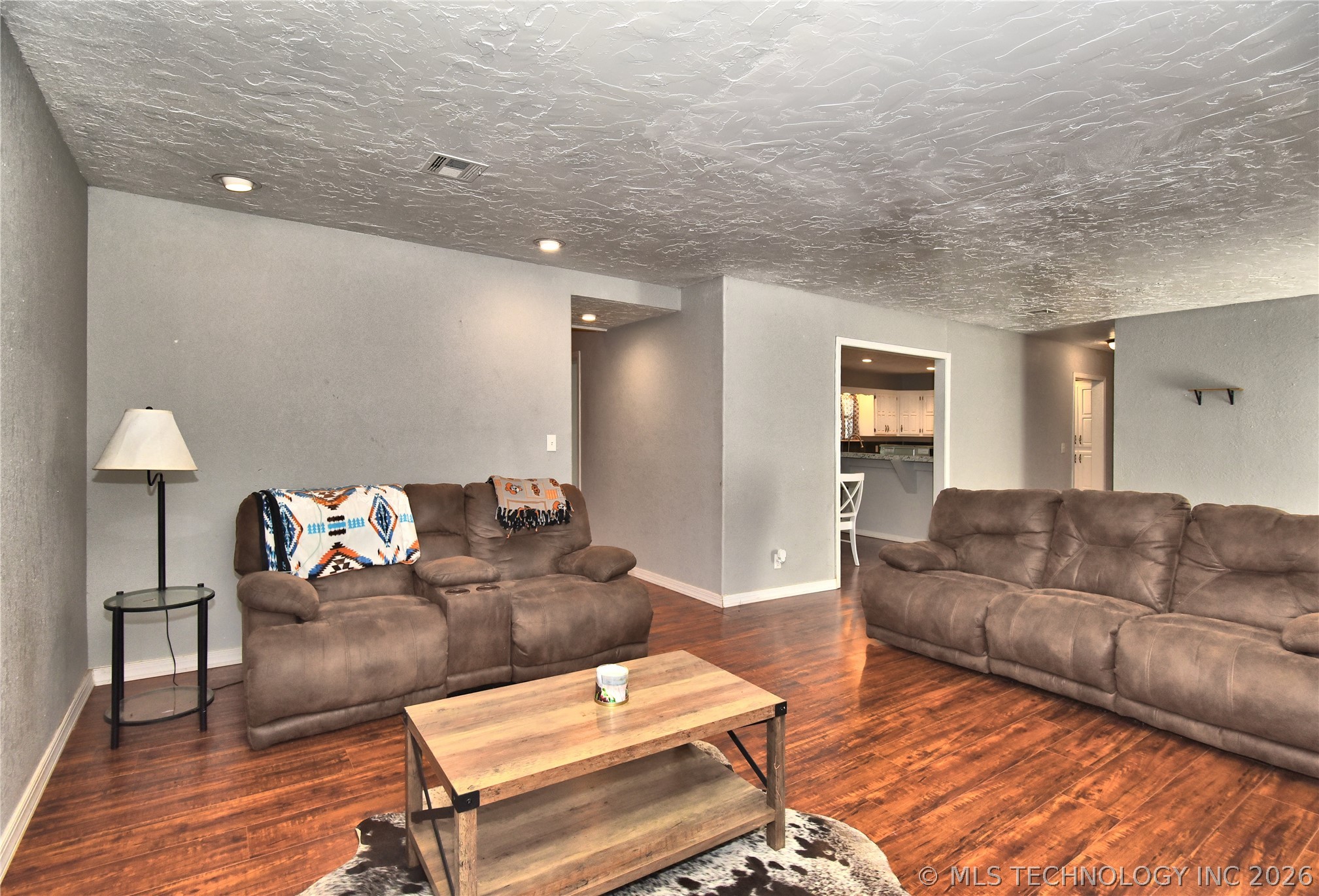 610 S L Avenue Oilton OK 74052