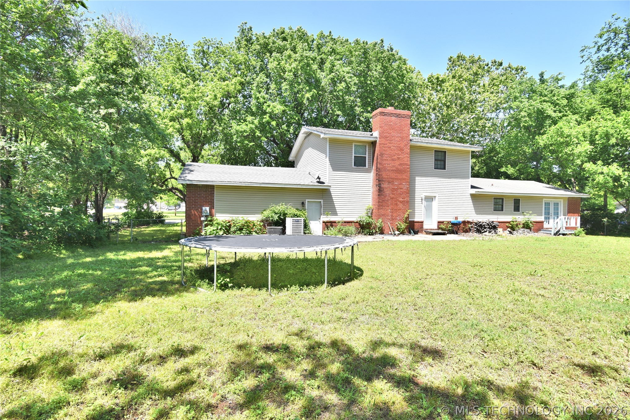 610 S L Avenue Oilton OK 74052