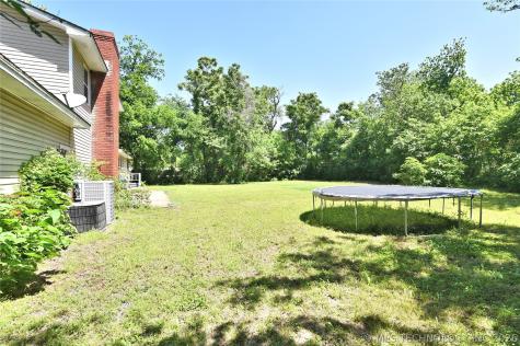610 S L Avenue Oilton OK 74052