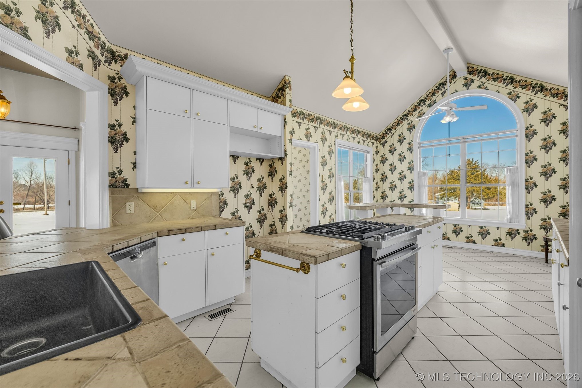 12315 S Garnett Road Broken Arrow OK 74011