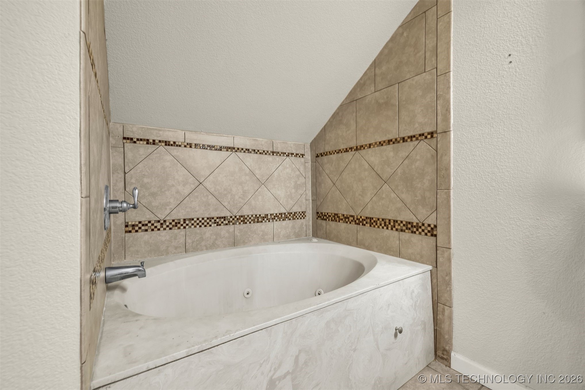 12315 S Garnett Road Broken Arrow OK 74011