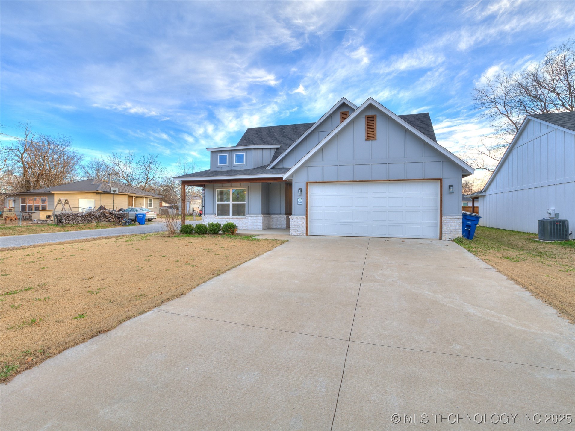 401 W Harrison Street Chouteau OK 74337