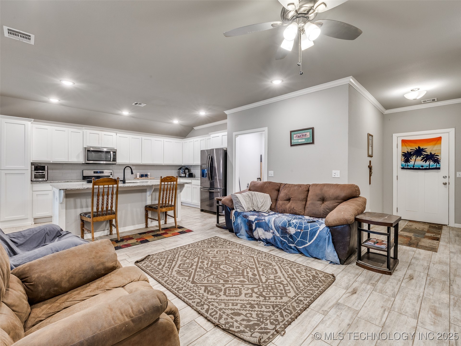 401 W Harrison Street Chouteau OK 74337