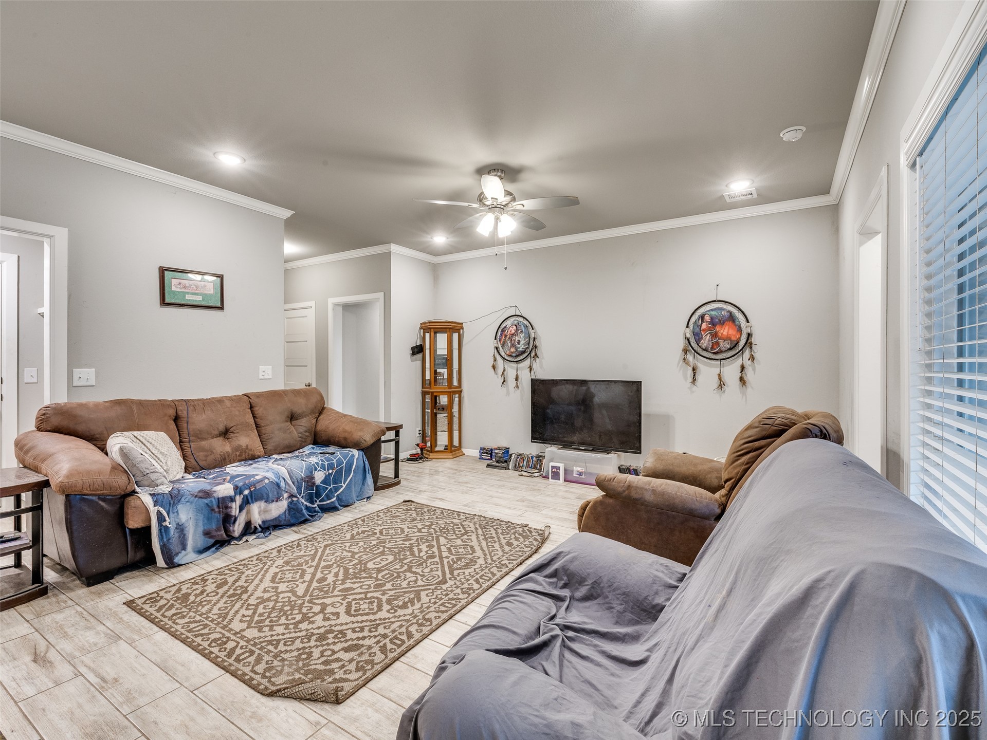 401 W Harrison Street Chouteau OK 74337