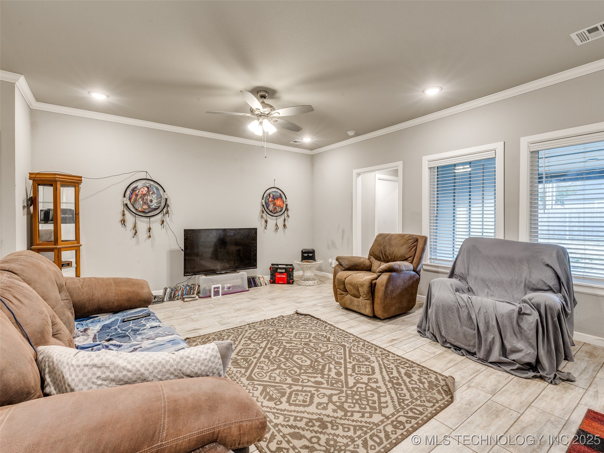 401 W Harrison Street Chouteau OK 74337