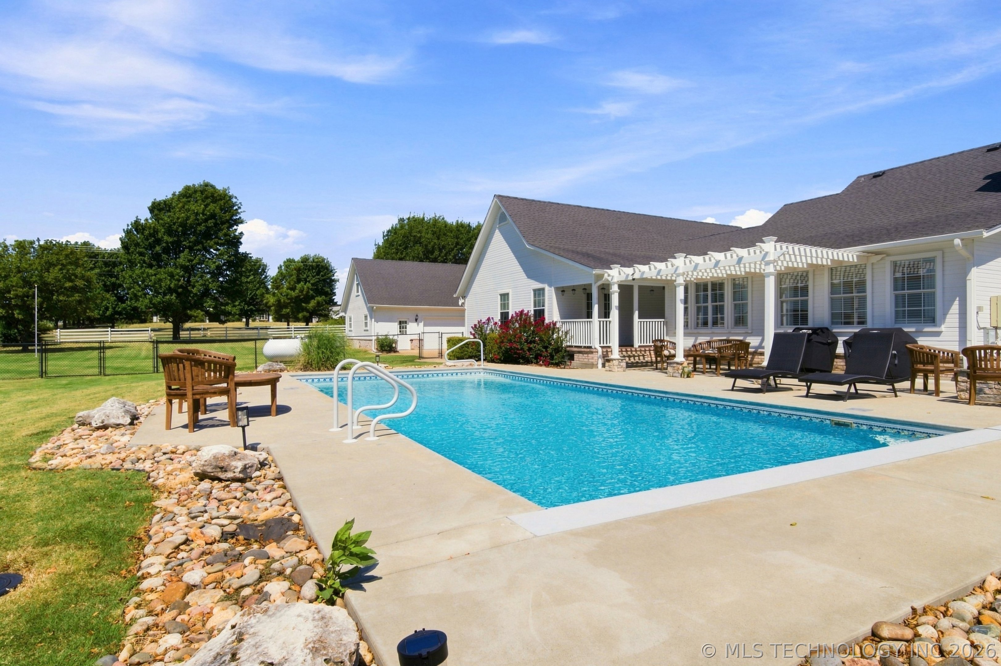 16050 E Pueblo Road Claremore OK 74017