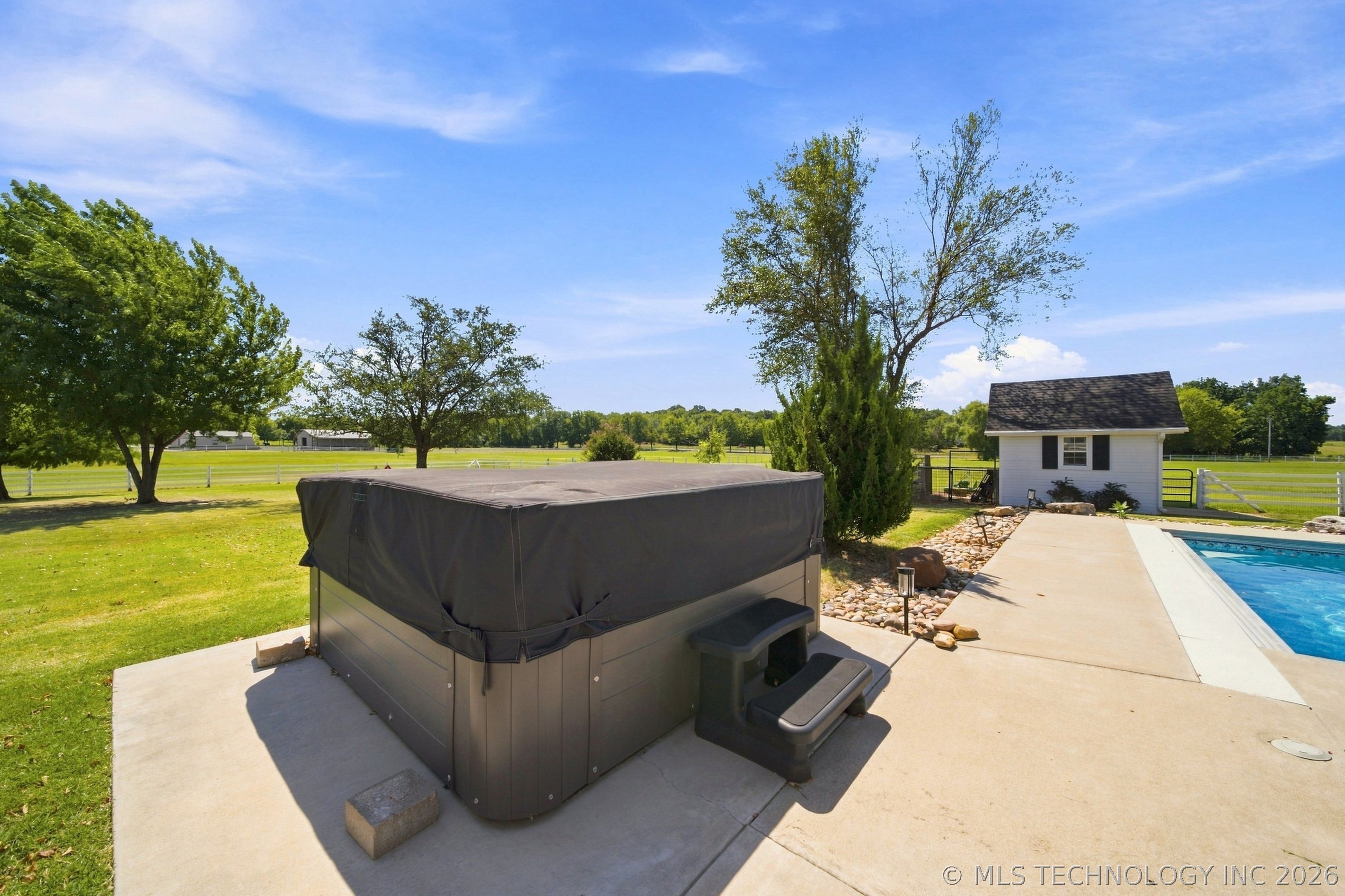 16050 E Pueblo Road Claremore OK 74017