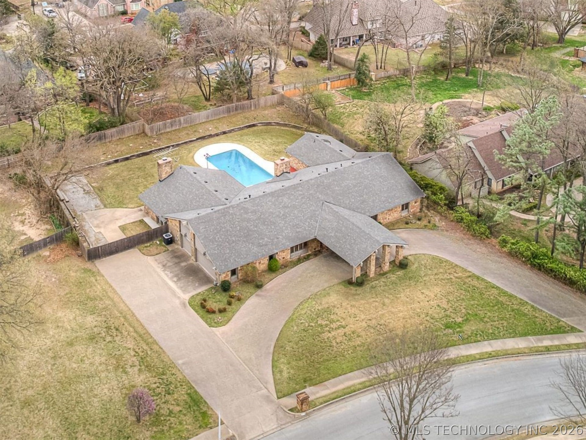 2417 Stonewall Drive Bartlesville OK 74006