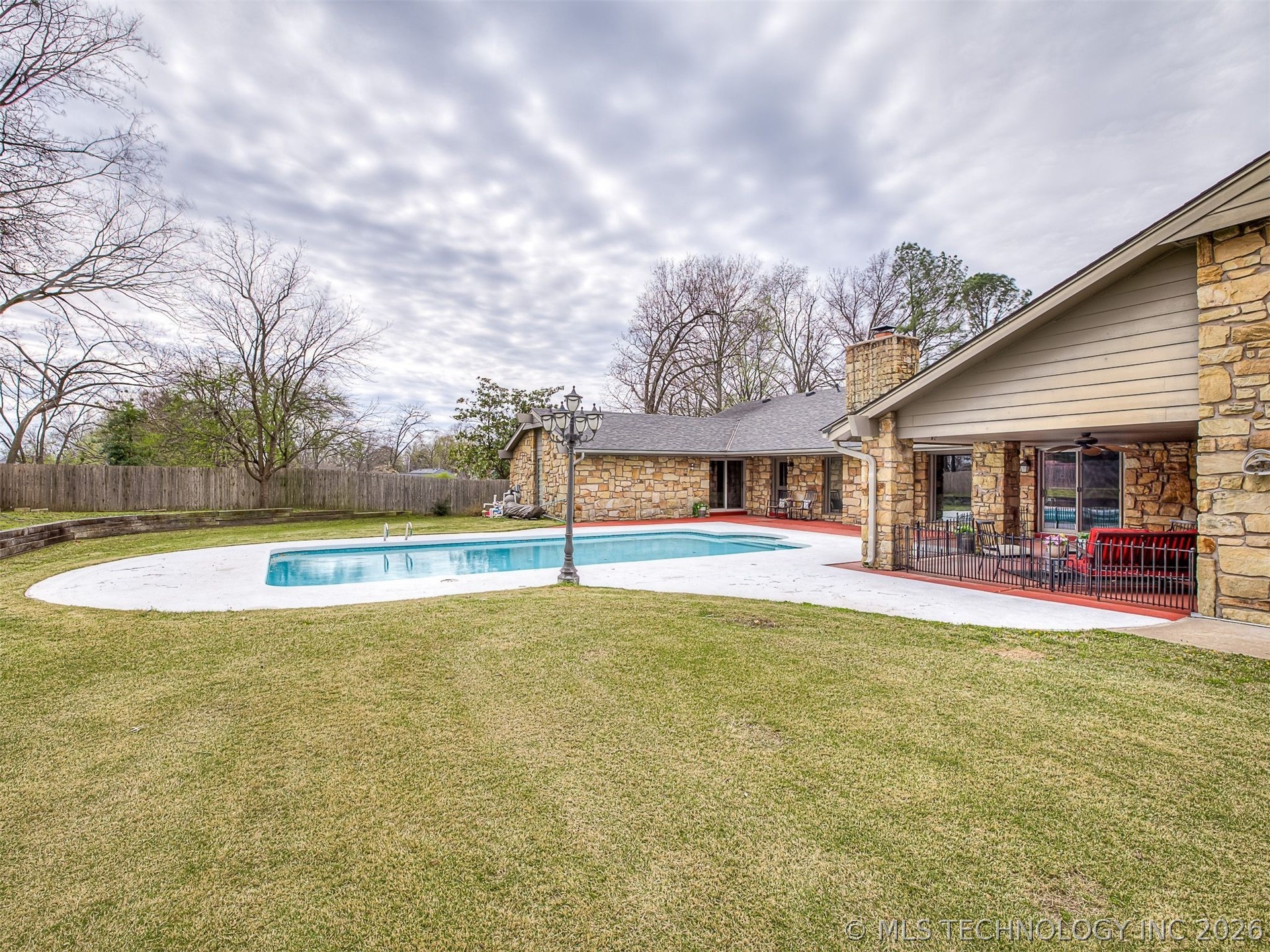 2417 Stonewall Drive Bartlesville OK 74006