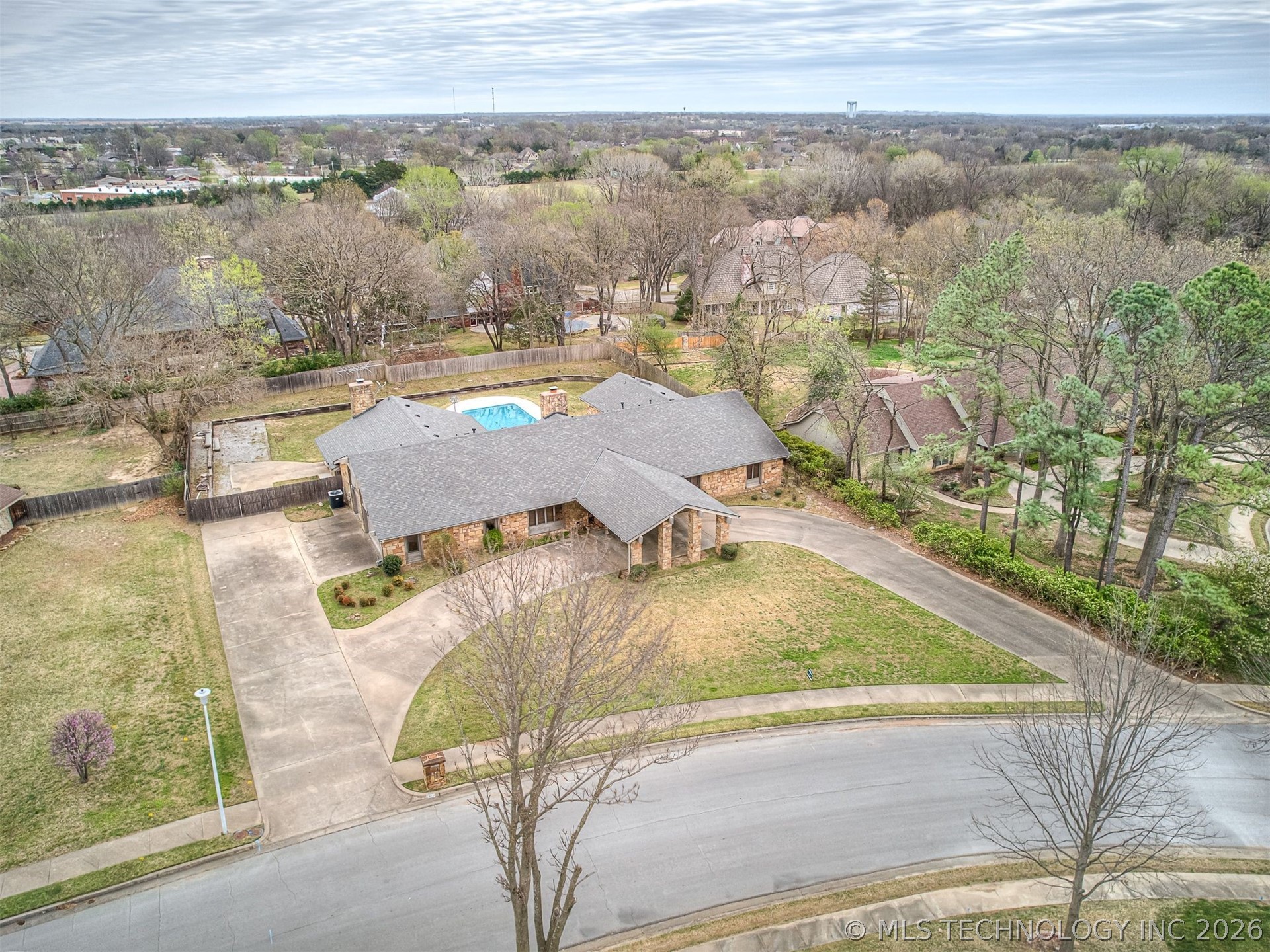 2417 Stonewall Drive Bartlesville OK 74006