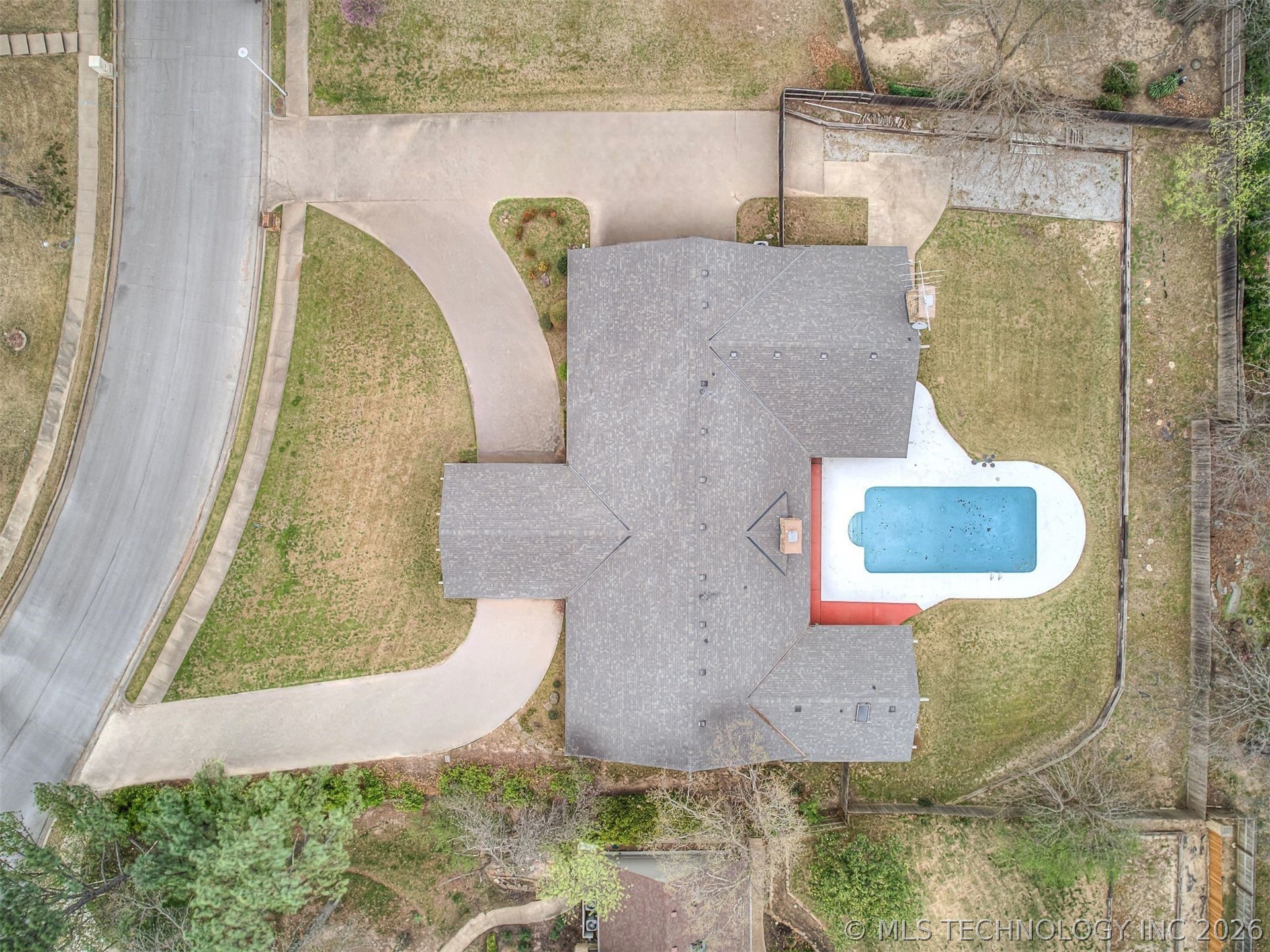 2417 Stonewall Drive Bartlesville OK 74006
