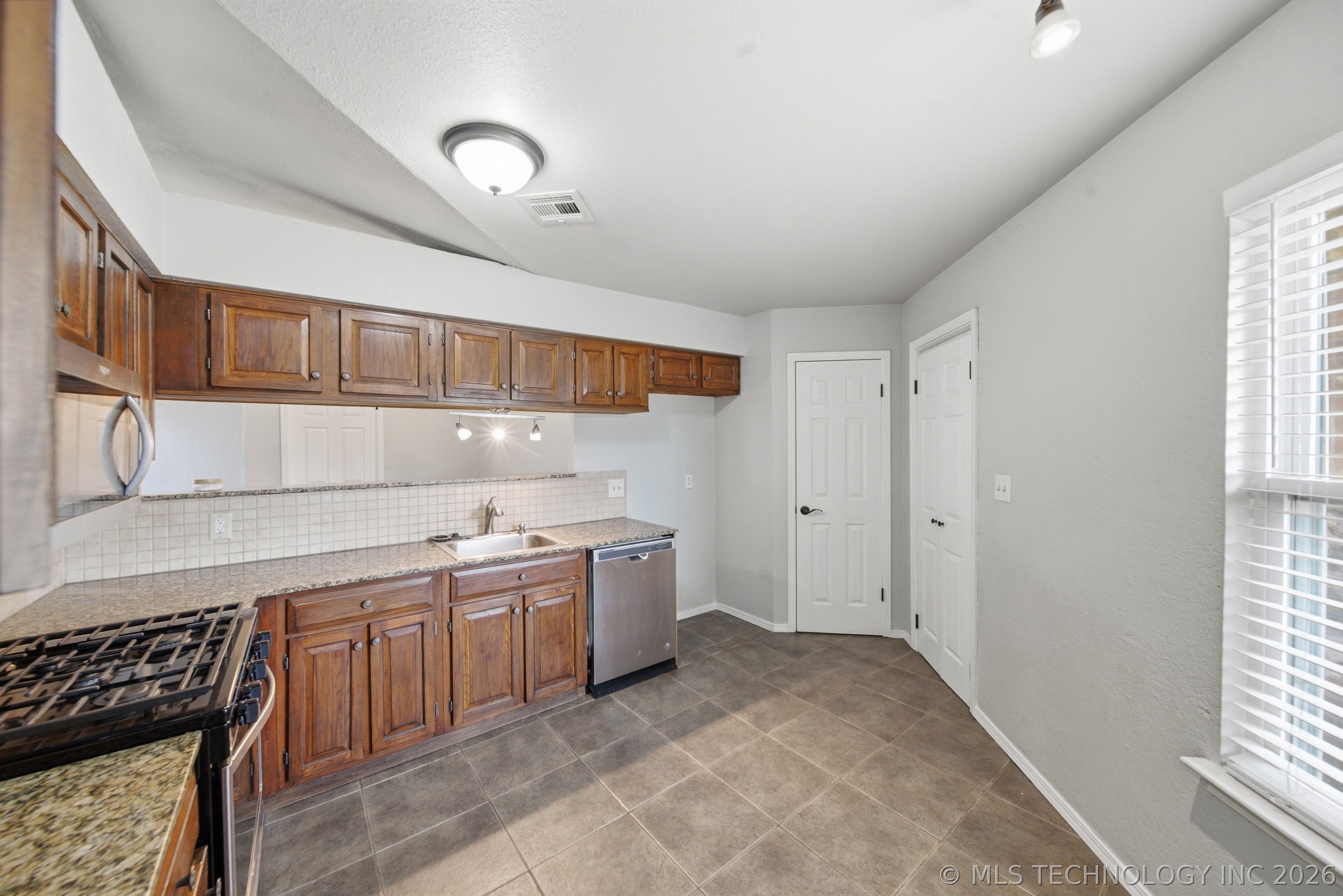 4508 S Ironwood Avenue Broken Arrow OK 74011