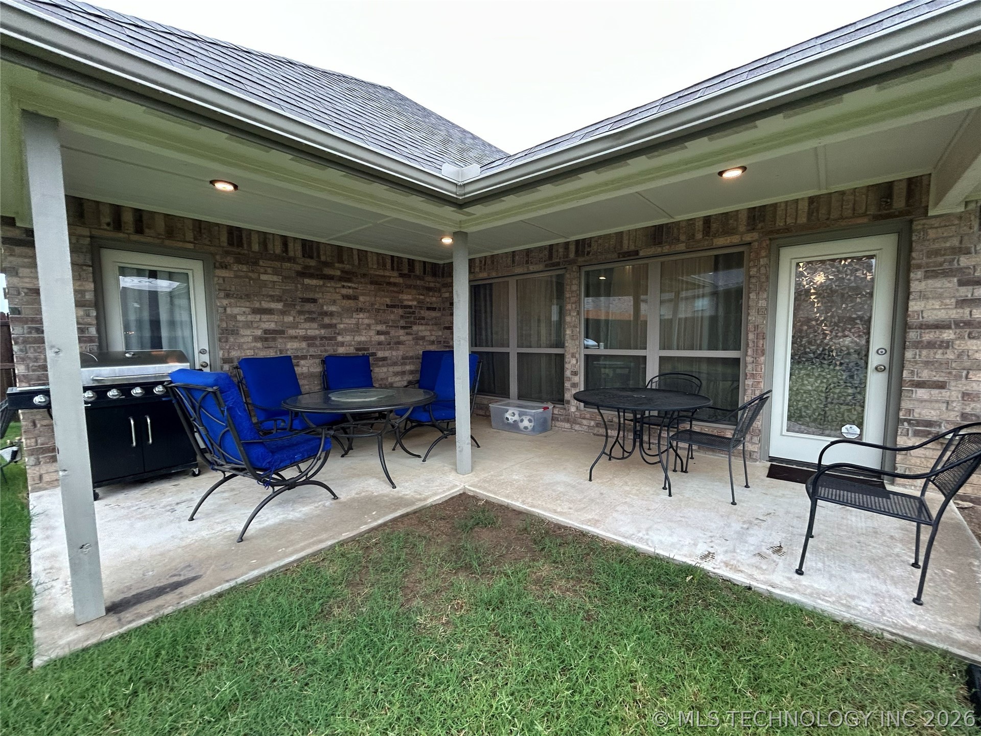 5109 S Walnut Creek Drive Sand Springs OK 74063