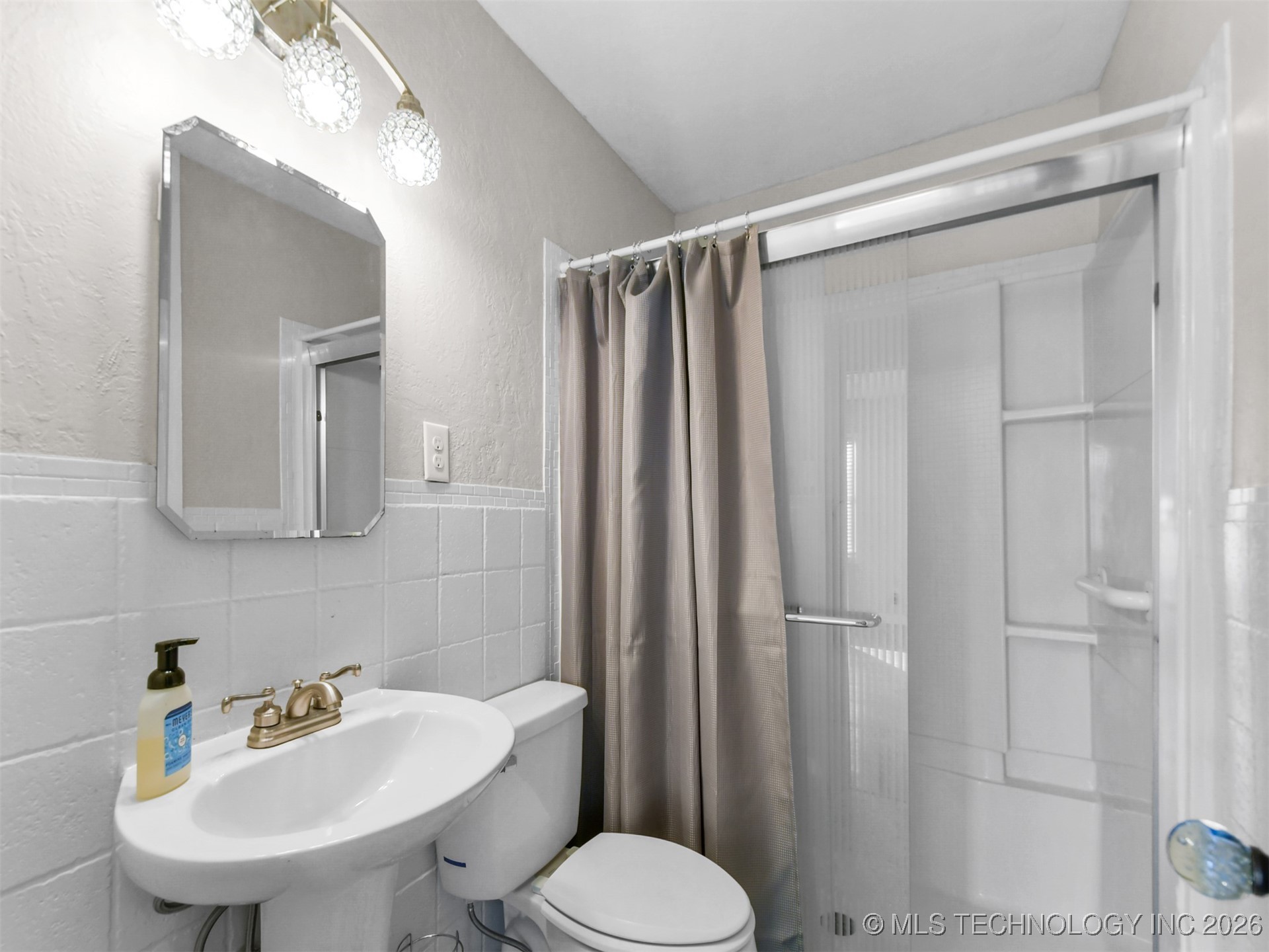1610 Tower Drive Ardmore OK 73401