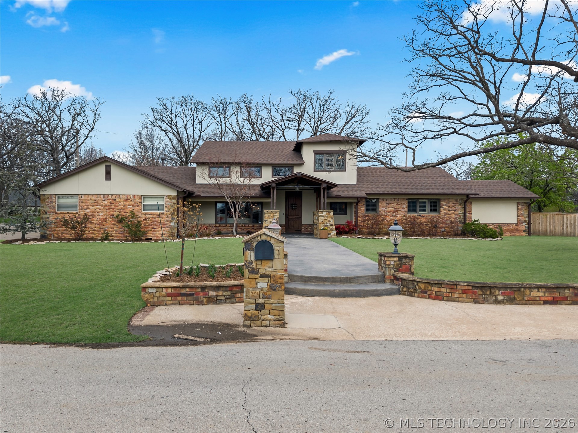 2911 E 70th Court Tulsa OK 74136