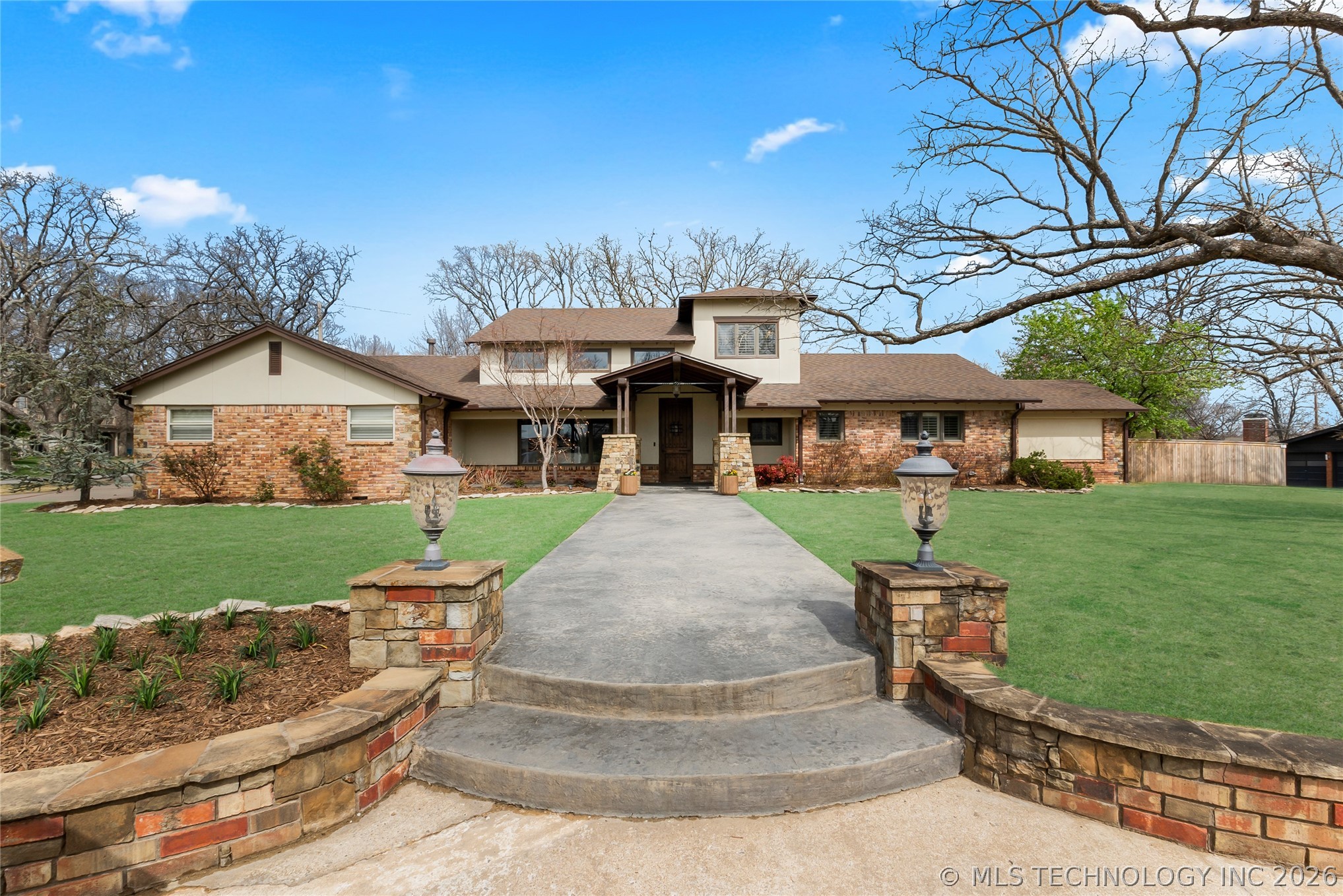 2911 E 70th Court Tulsa OK 74136